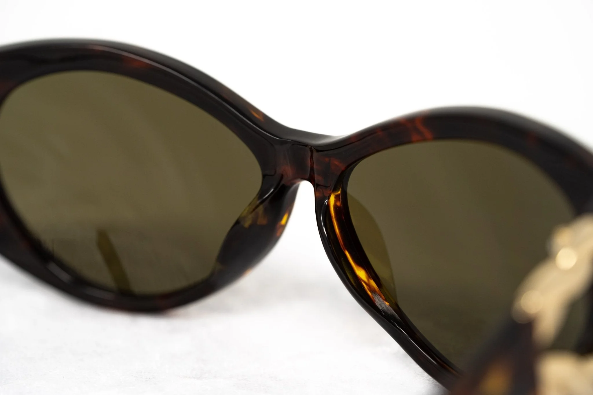 Agent Provocateur Ladies Sunglasses Oversized Tortoiseshell and Green - Image 7