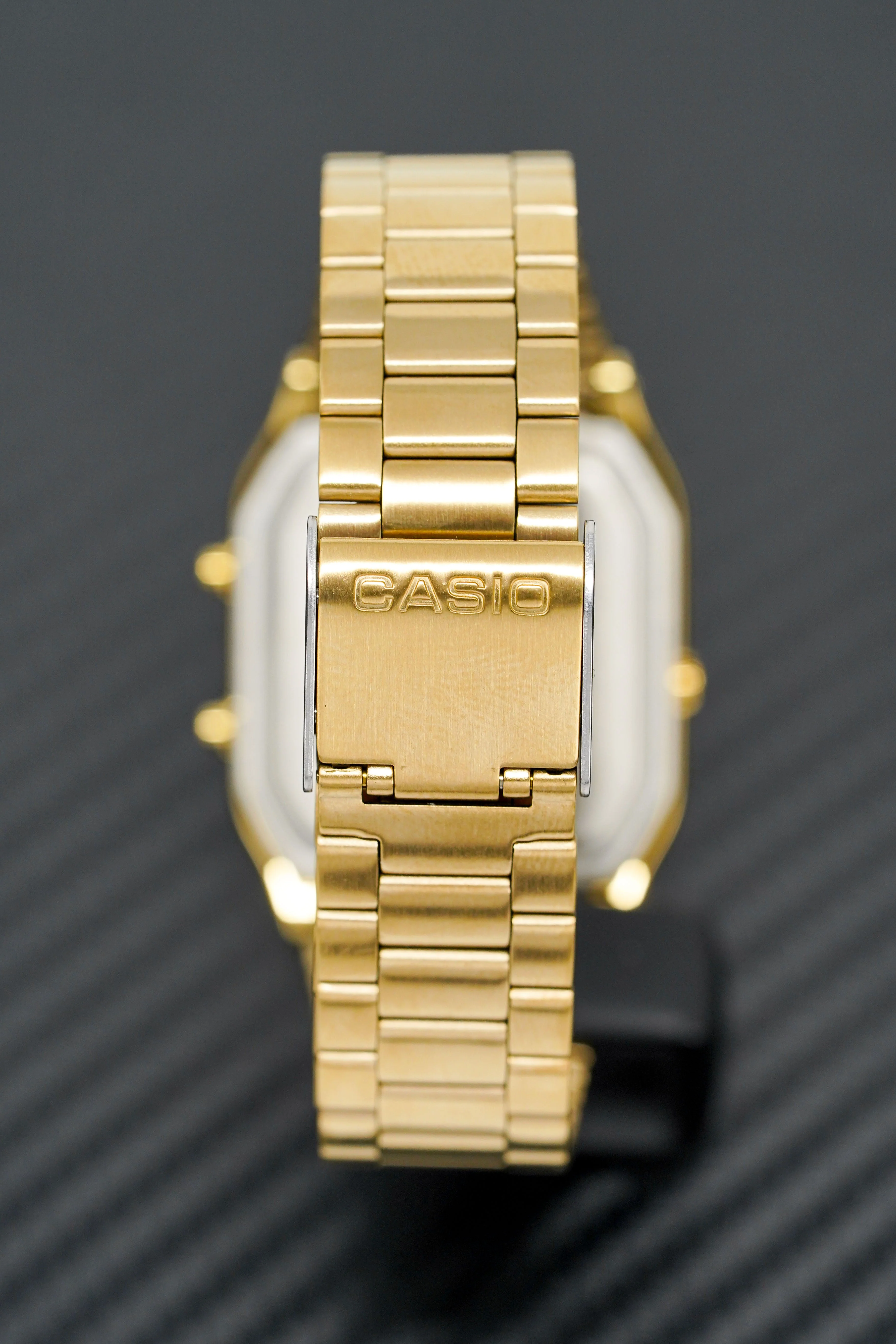 Casio Watch Vintage Retro Dual Time Gold - Image 7