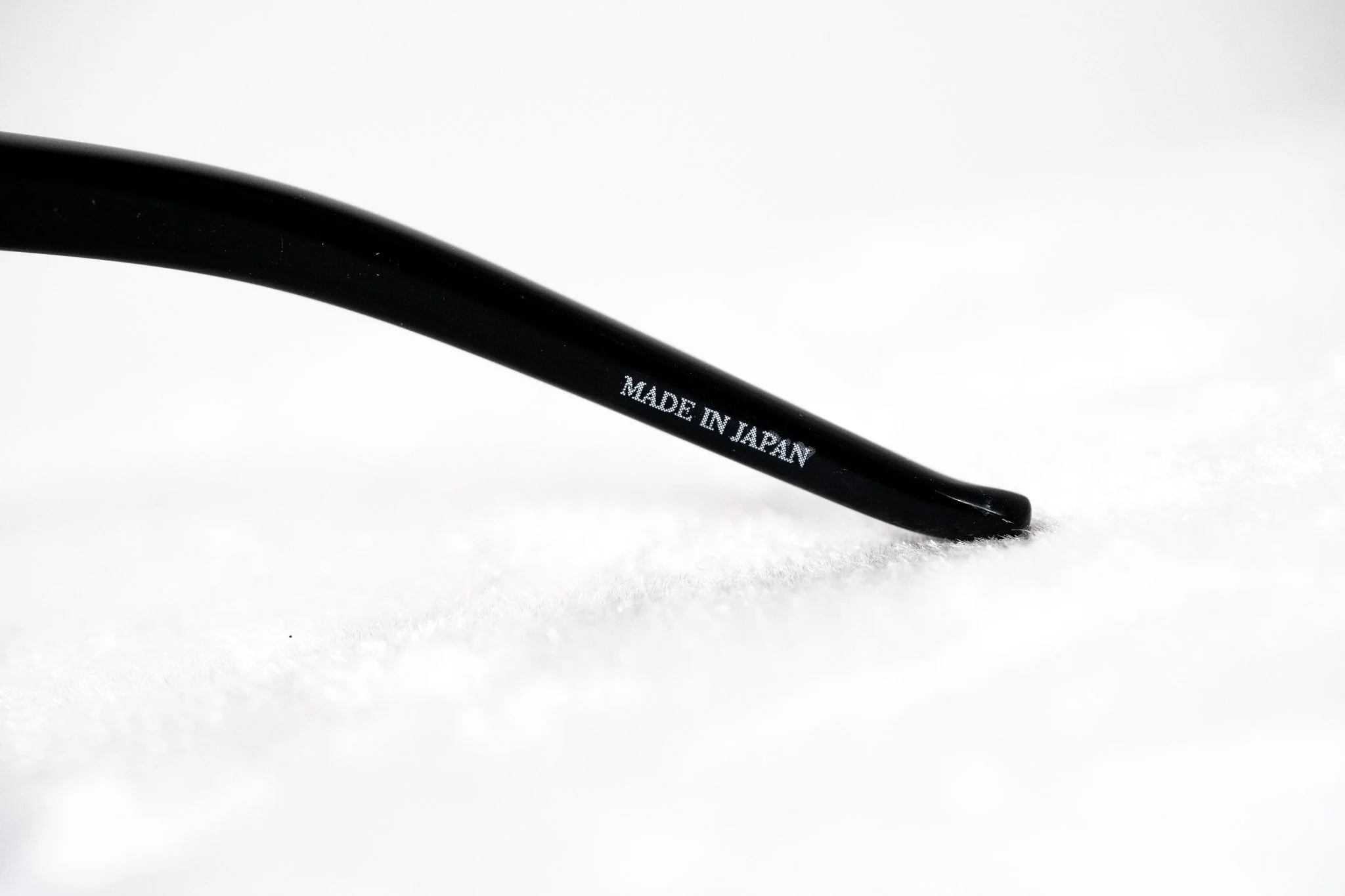Prabal Gurung Sunglasses Special White Horn and Blue - Image 11