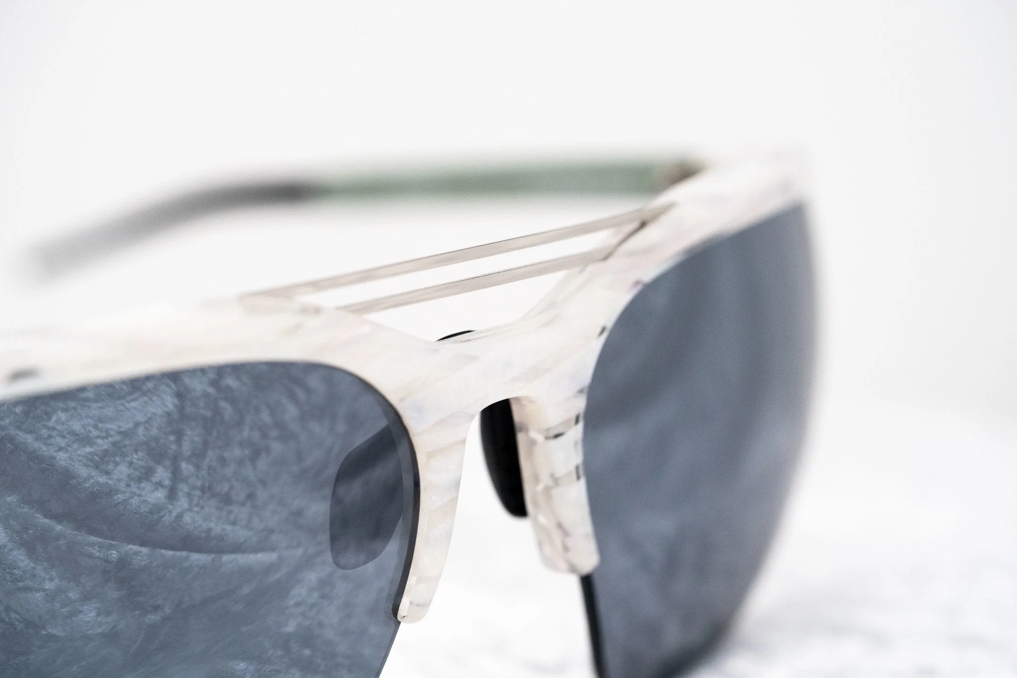 Prabal Gurung Sunglasses Special White Horn and Blue - Image 8