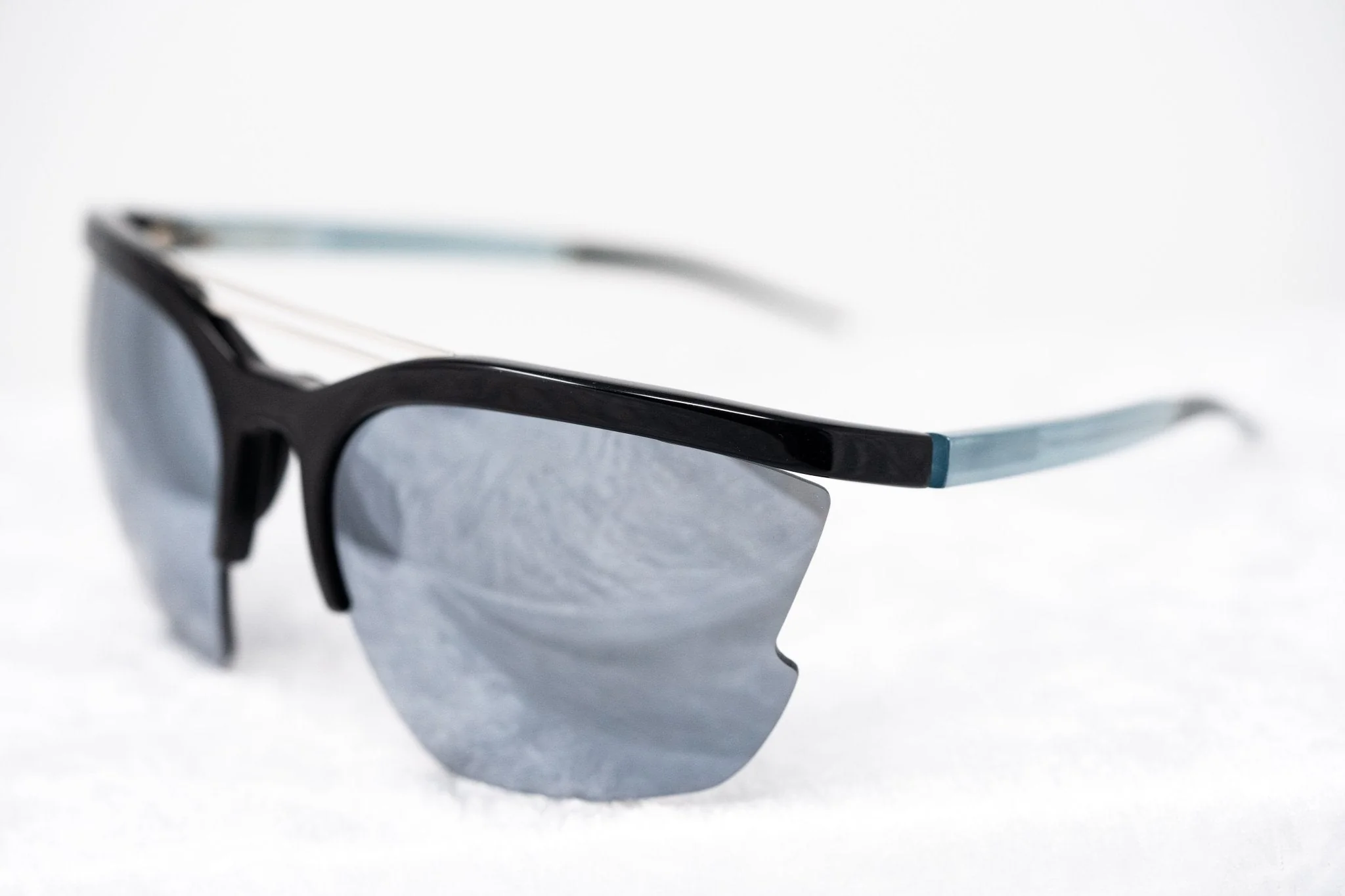 Prabal Gurung Sunglasses Special Shiny Black and Grey - Image 5