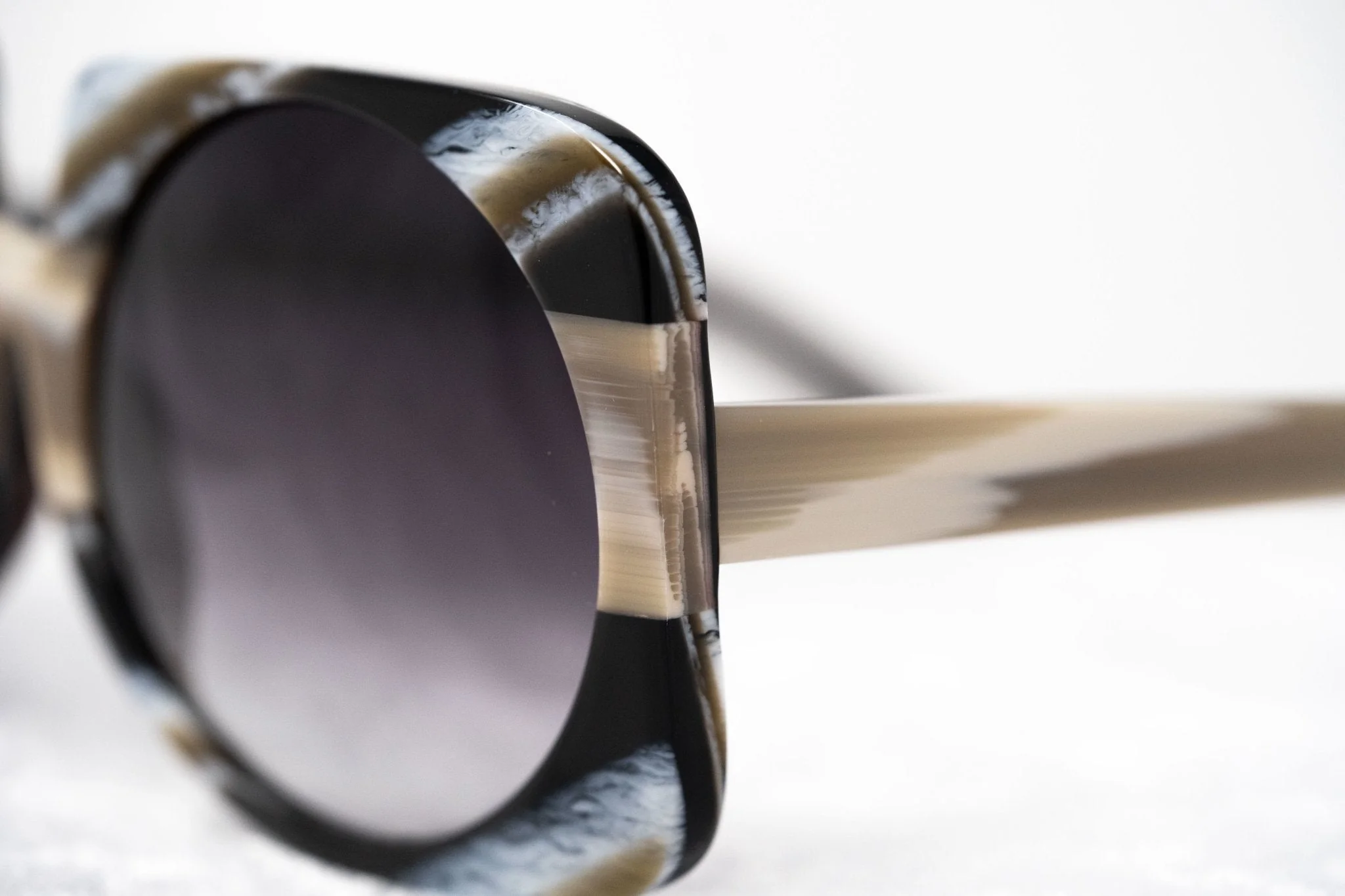 Prabal Gurung Sunglasses Square Brown and Grey - Image 9