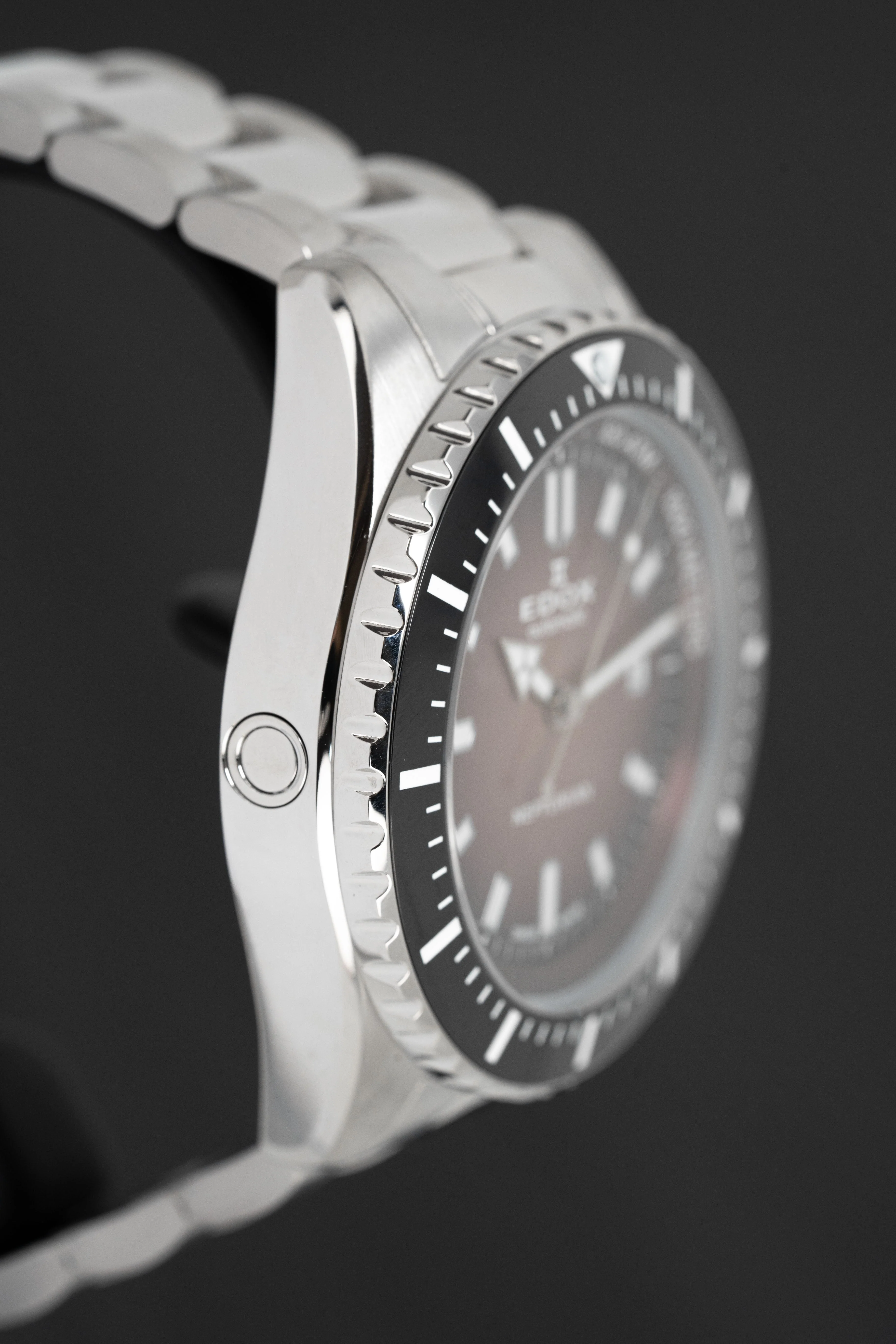 Edox Men's Watch Neptunian Automatic Bordeaux - Image 8