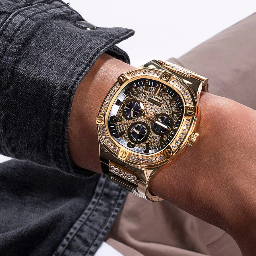 Guess Duke Men's Gold Watch - Image 7