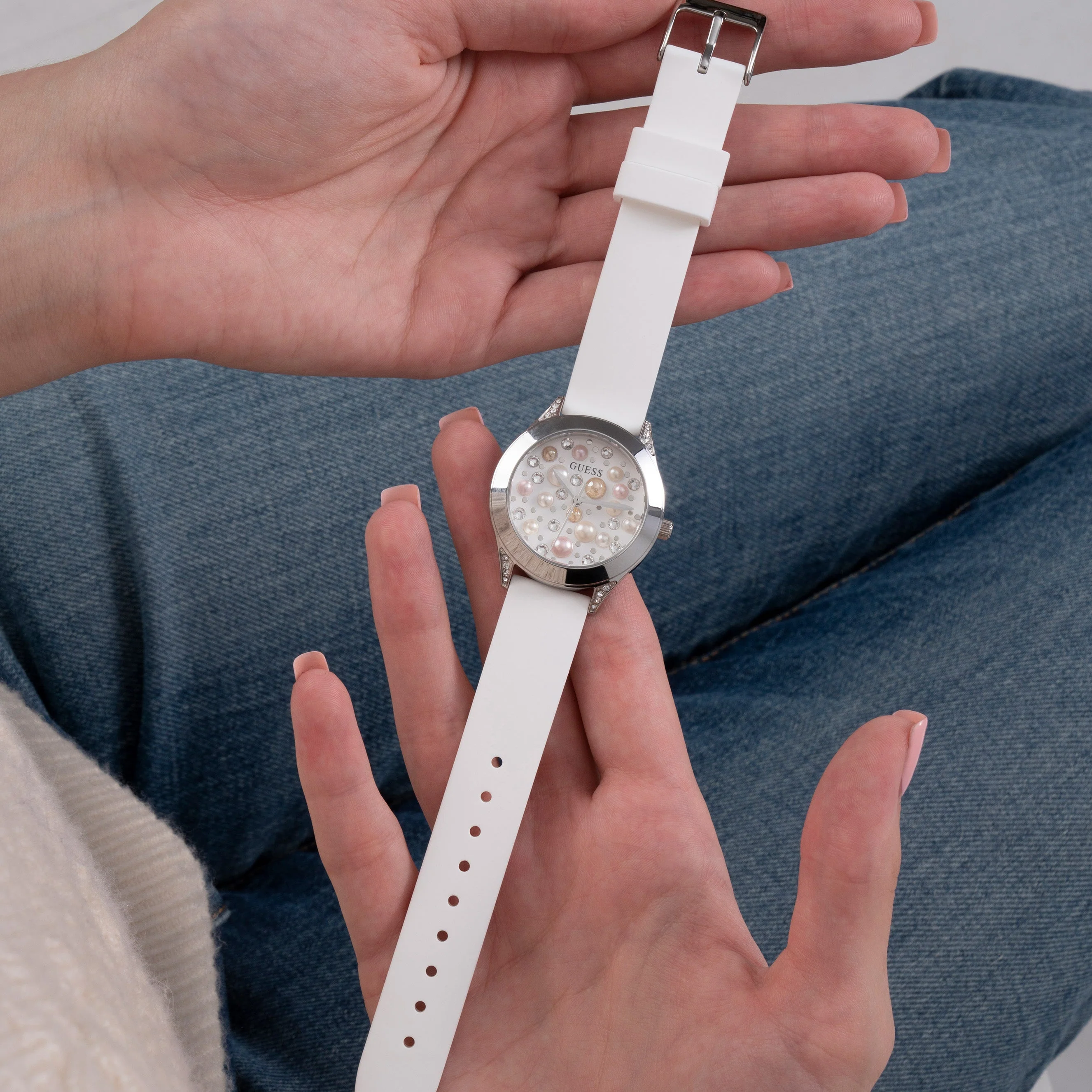 Guess Ladies Pearl White Watch - Image 6