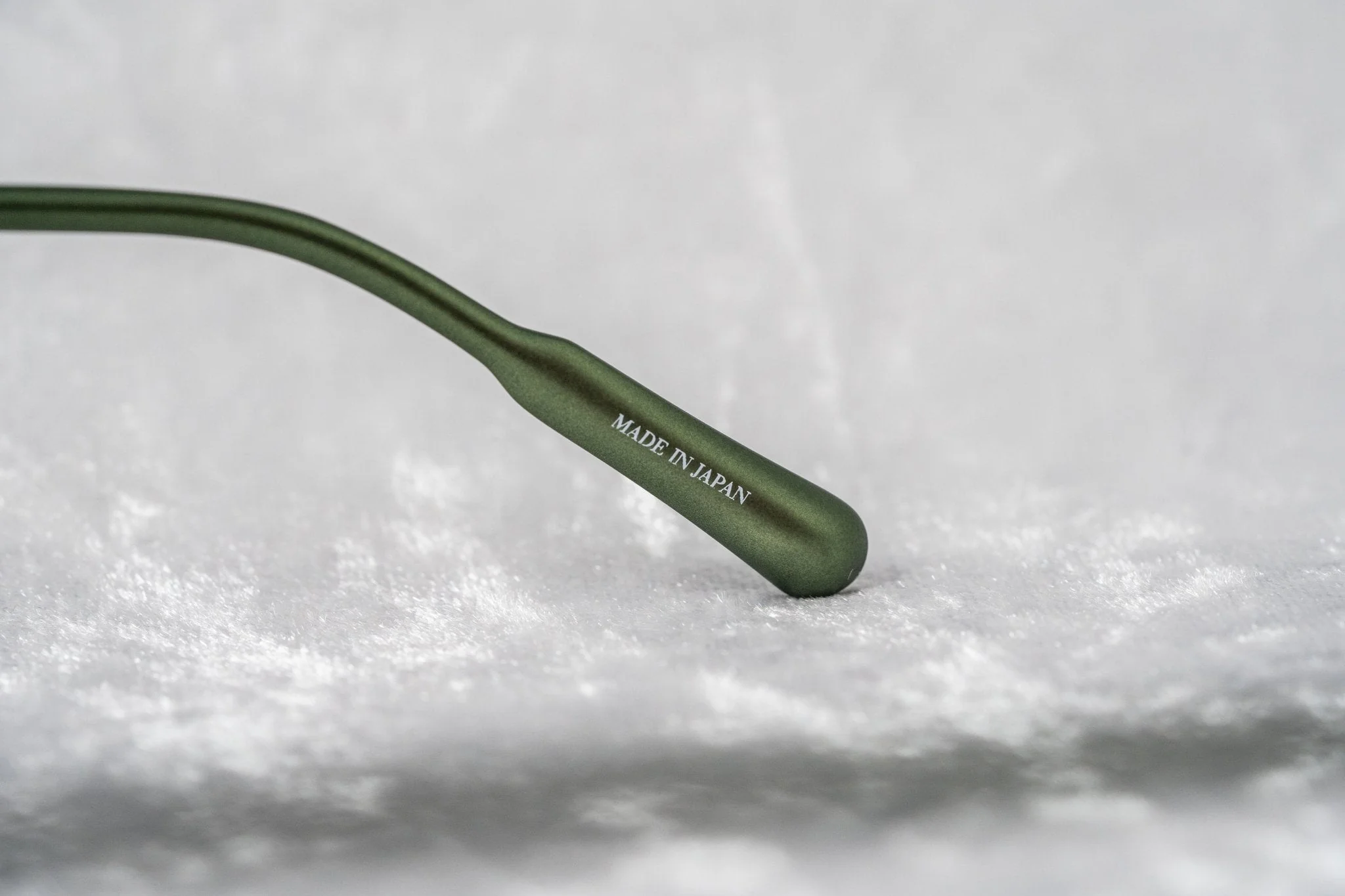 Kris Van Assche Sunglasses Round Green and Flash - Image 11