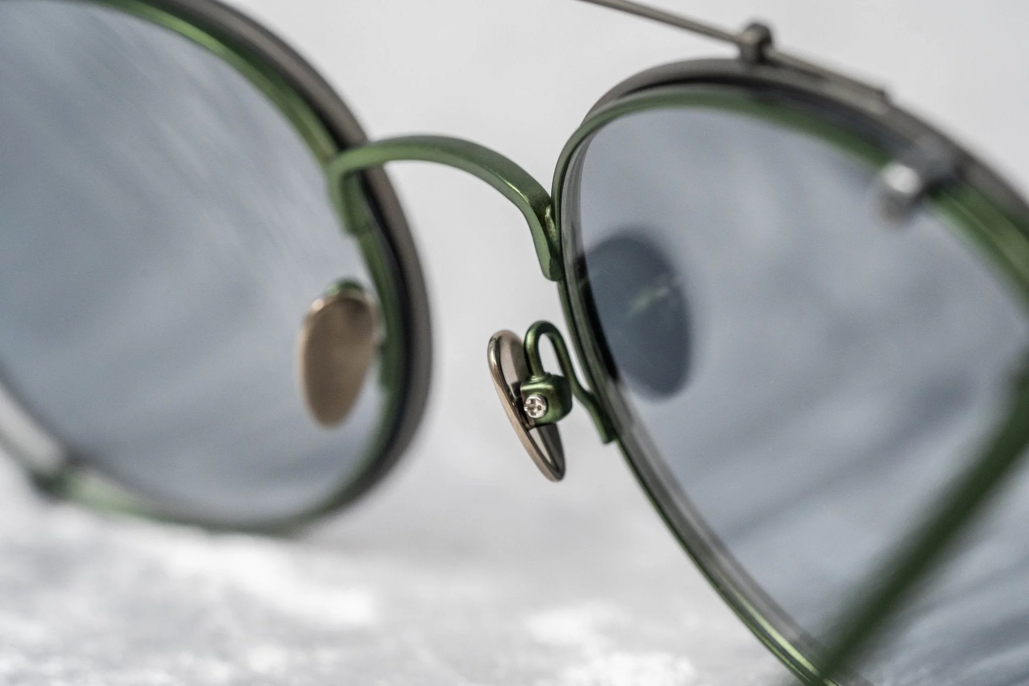 Kris Van Assche Sunglasses Round Green and Flash - Image 13