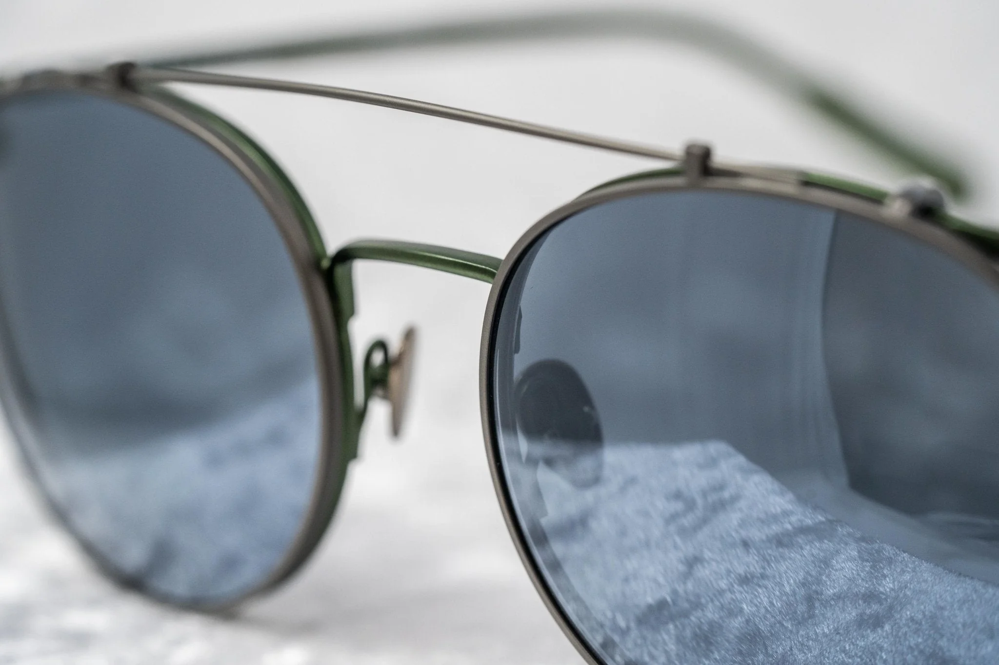 Kris Van Assche Sunglasses Round Green and Flash - Image 6