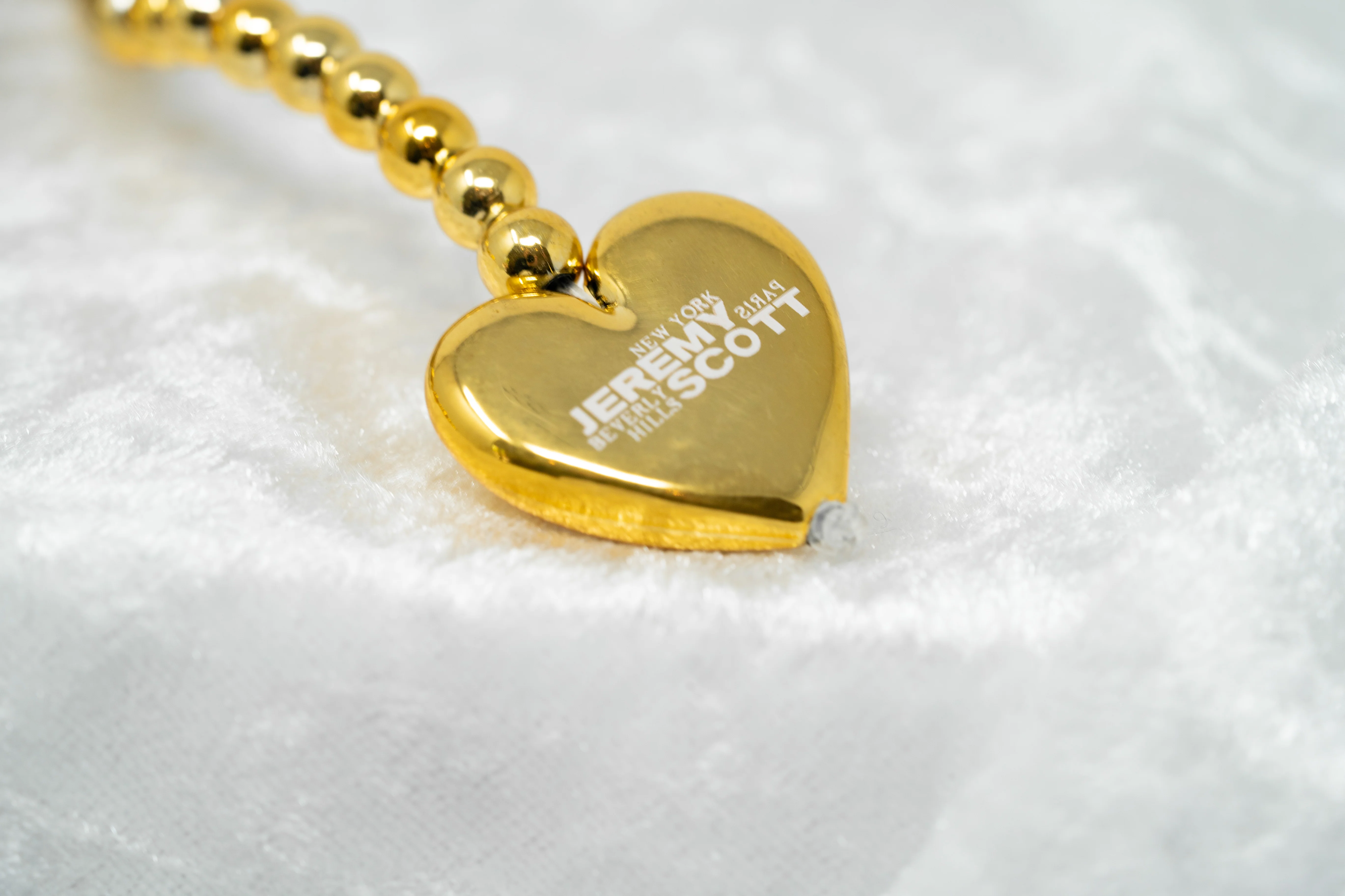 Jeremy Scott Ladies Heart Gold Sunglasses - Image 6