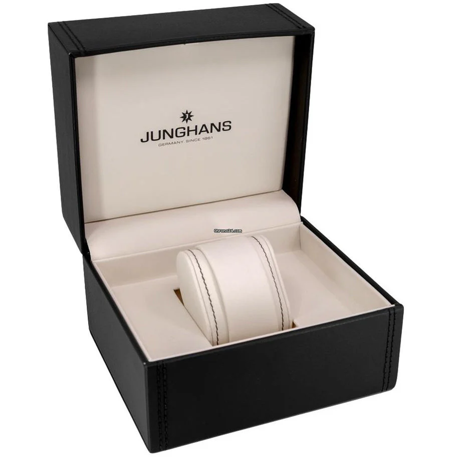 Junghans Meister Chronoscope Men's Green/Beige Watch - Image 4