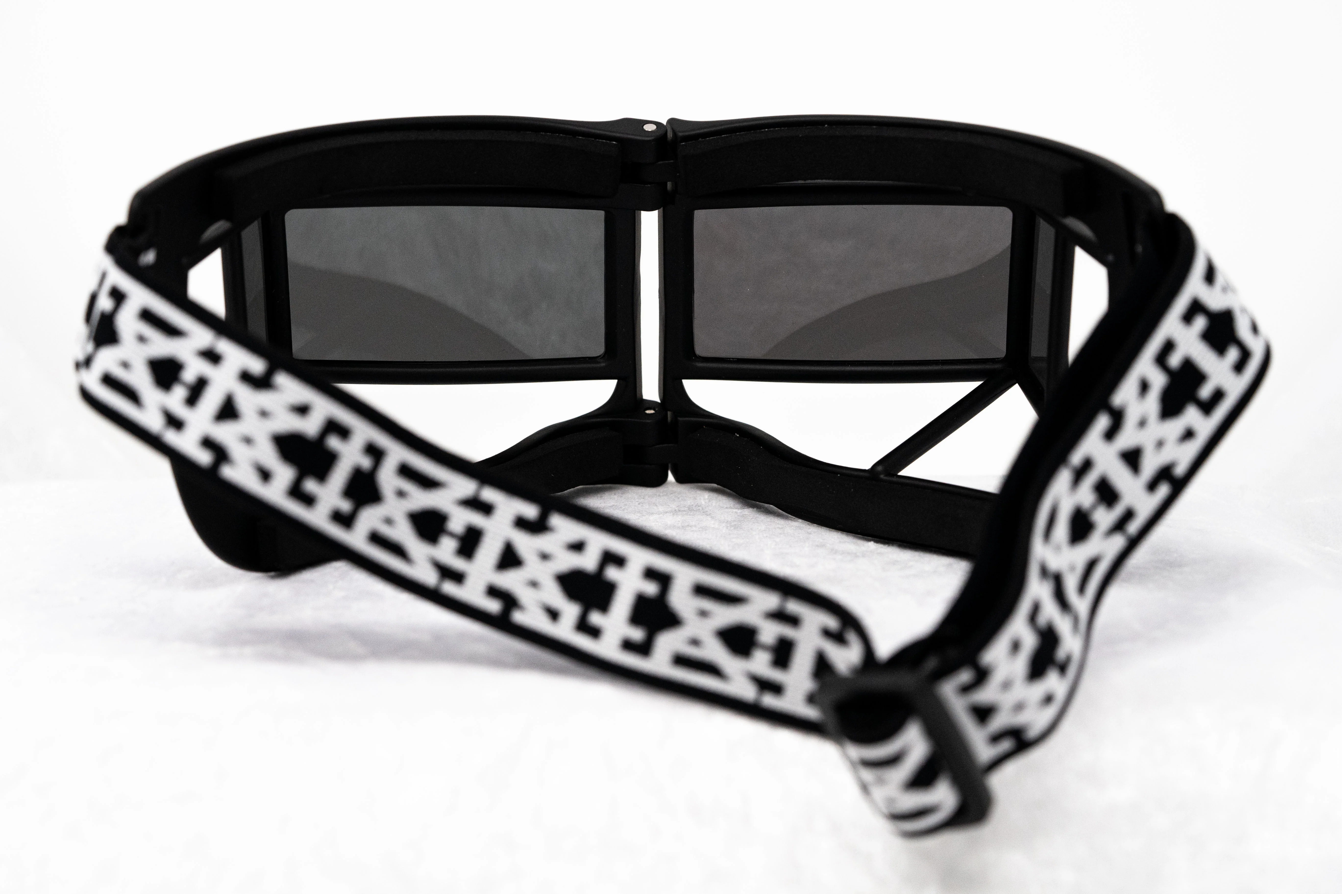 Kokon To Zai Unisex Special Silver Sunglasses - Image 6