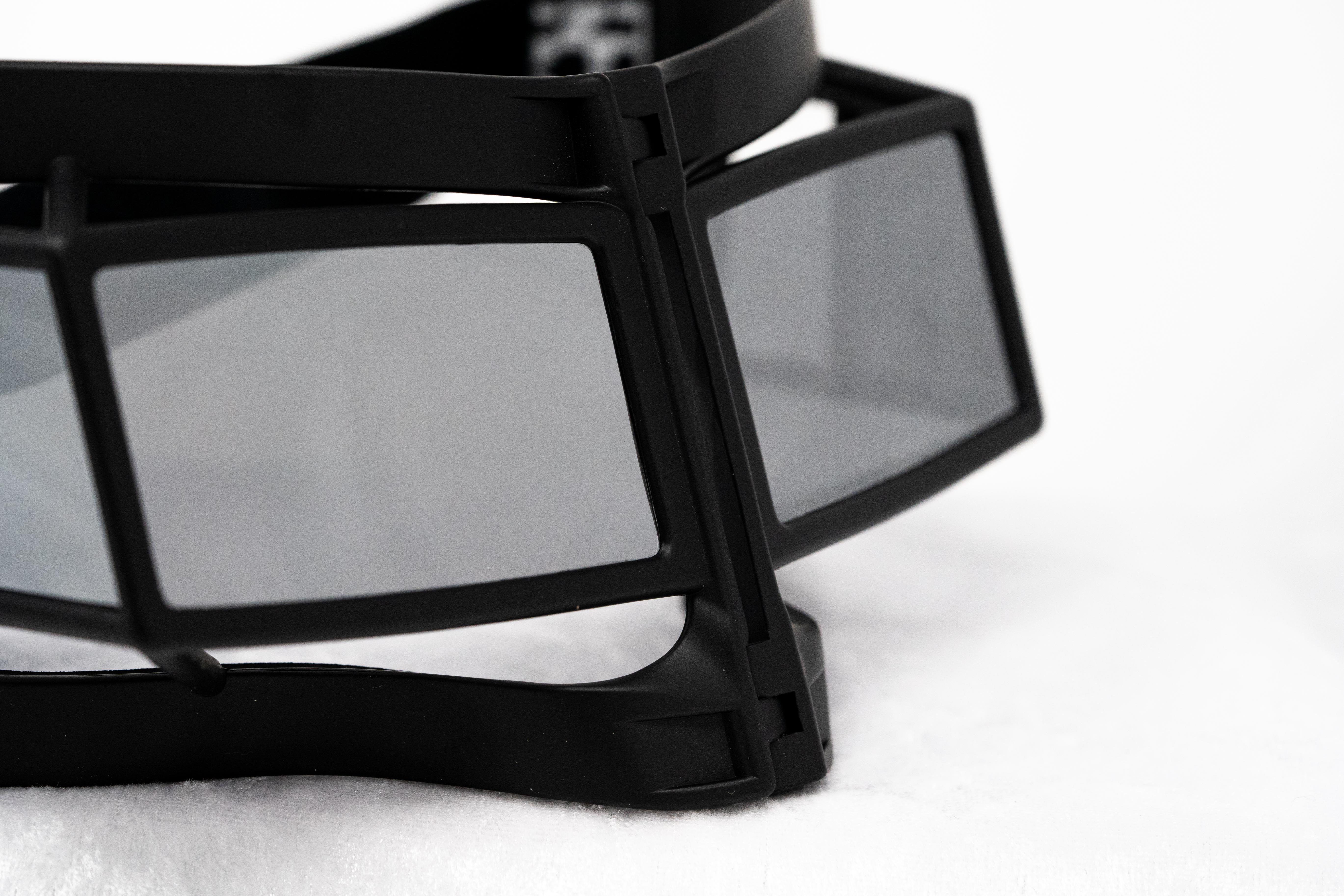 Kokon To Zai Unisex Special Silver Sunglasses - Image 8