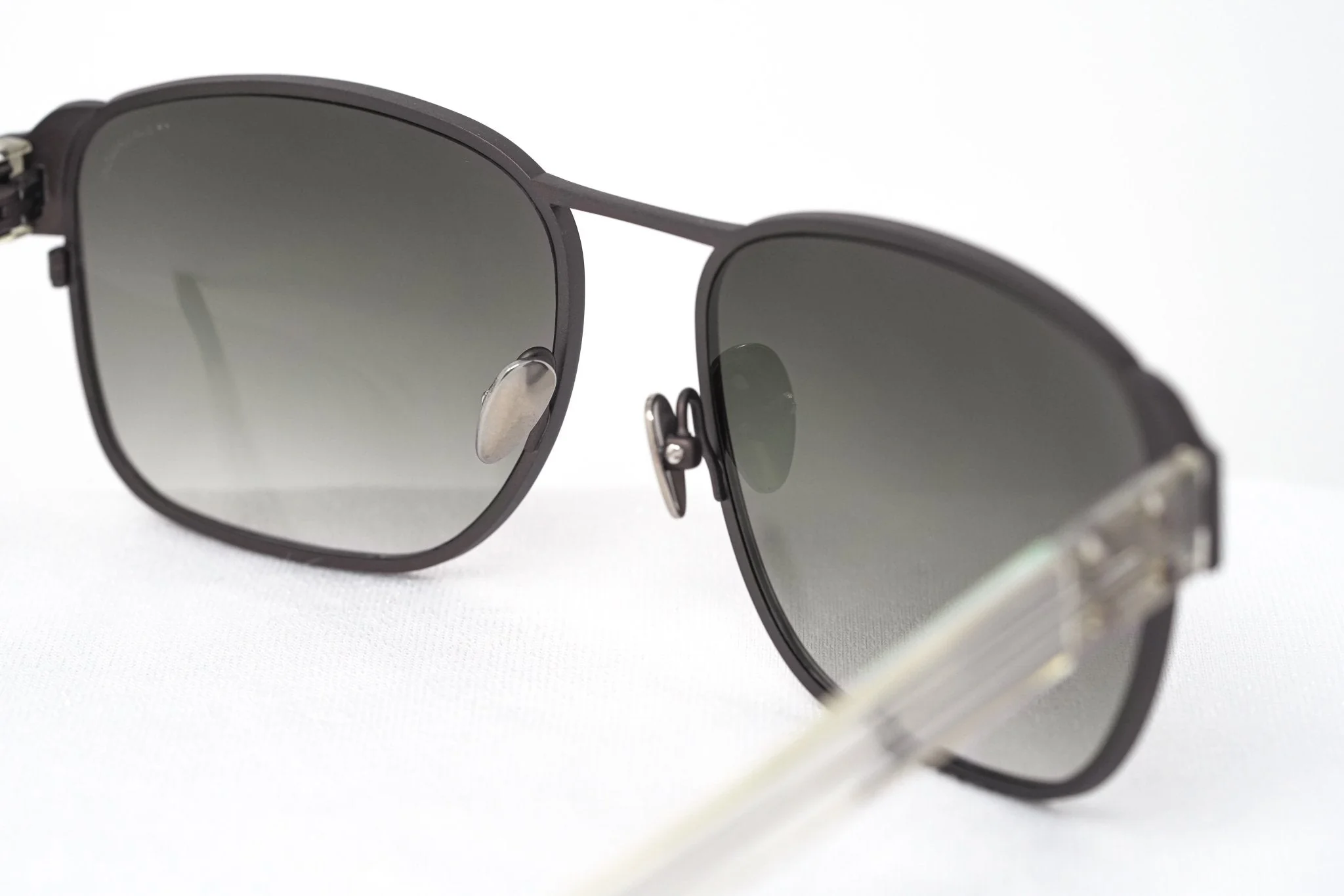 Kris Van Assche Sunglasses D-Frame Matt Brown and Grey - Image 4