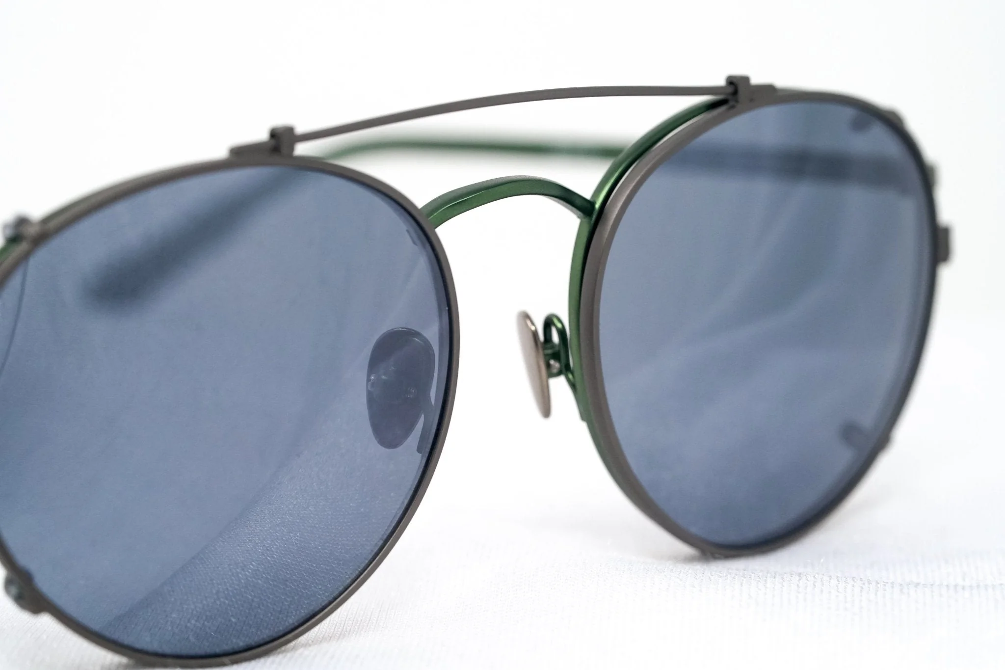 Kris Van Assche Sunglasses Round Green and Gunmetal Grey - Image 5