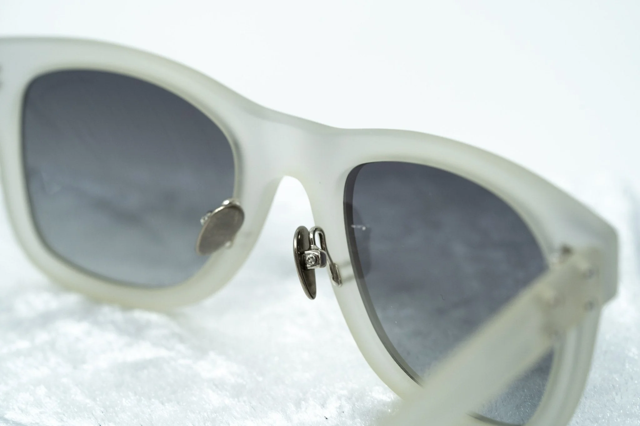 Kris Van Assche Men's Sunglasses D-frame Clear and Grey - Image 8