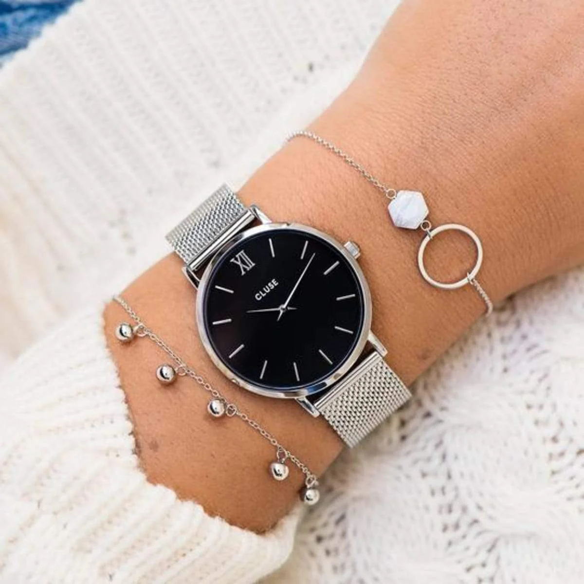 Cluse Black Minuit Watch - Image 4
