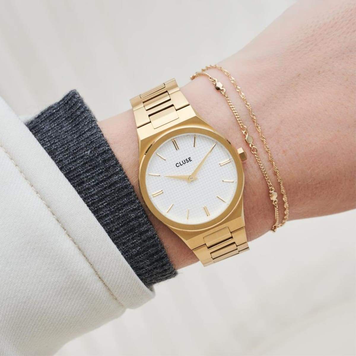 Cluse Gold Vigoureux Ladies Watch - Image 4