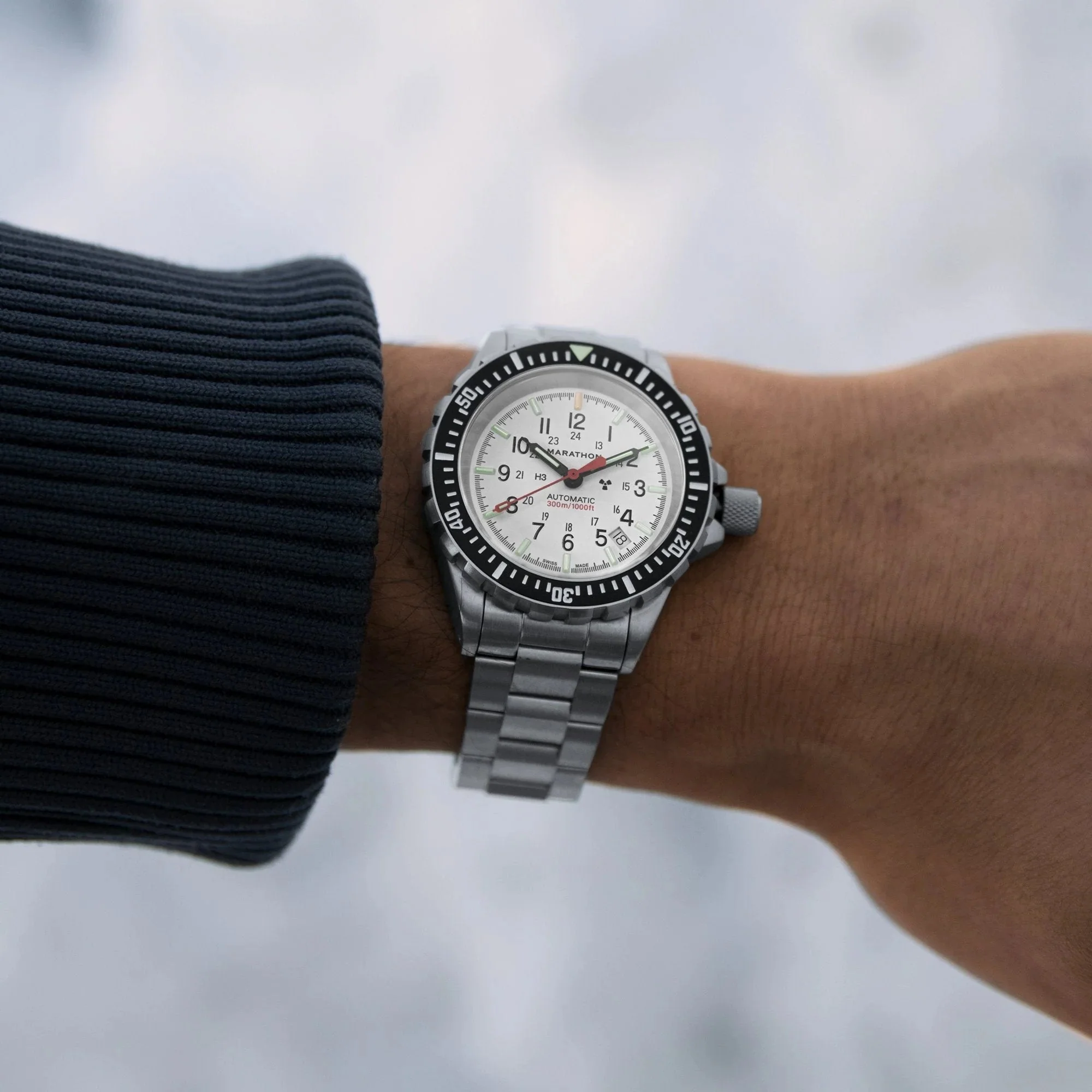 Marathon Arctic Edition Large Diver's Automatic (GSAR) - 41mm White Dial No Government Markings Stainless Steel WW194006BRACE-WD - Image 8