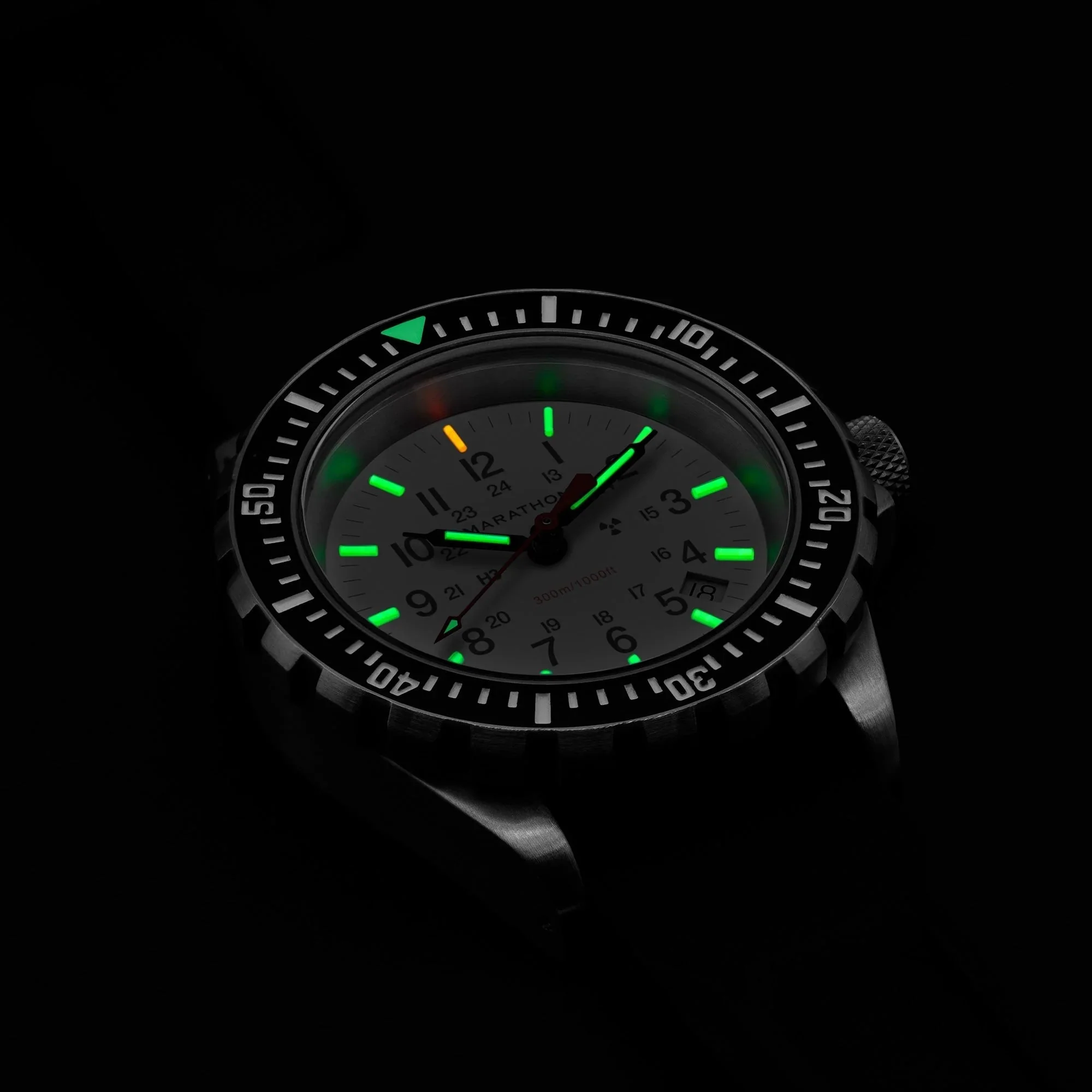 Marathon Arctic Edition Large Diver's Quartz (TSAR) - 41mm White Dial No Government Markings Stainless Steel - Image 2