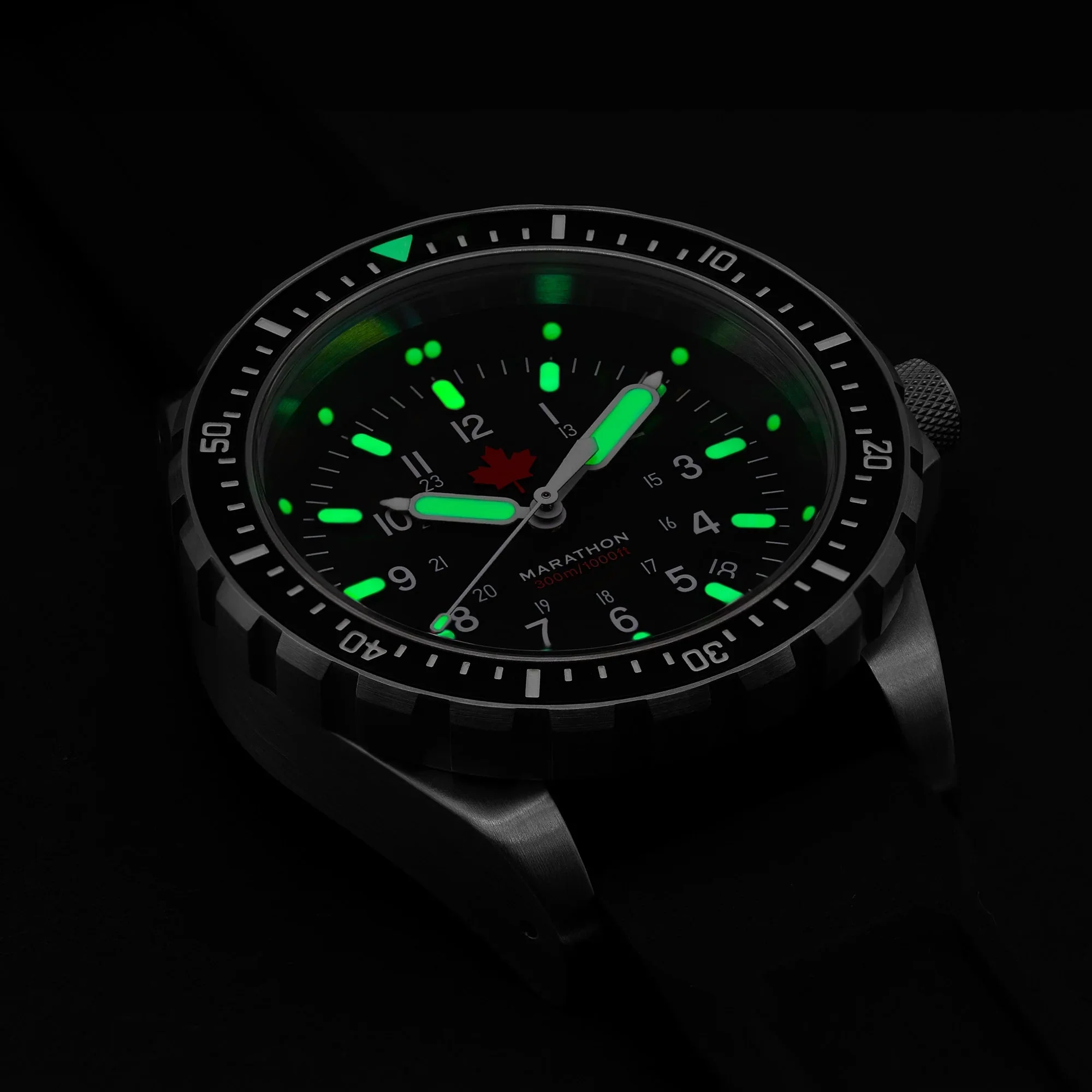 Marathon Jumbo Diver's Quartz (JSAR) - 46mm Maple Leaf dial Limited Edition Stainless Steel WW194018BRACE-MPL - Image 8