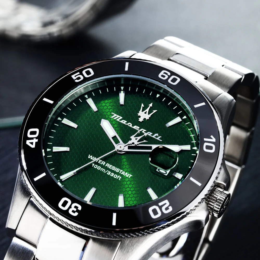 Maserati Competizione Men's Green Watch - Image 6