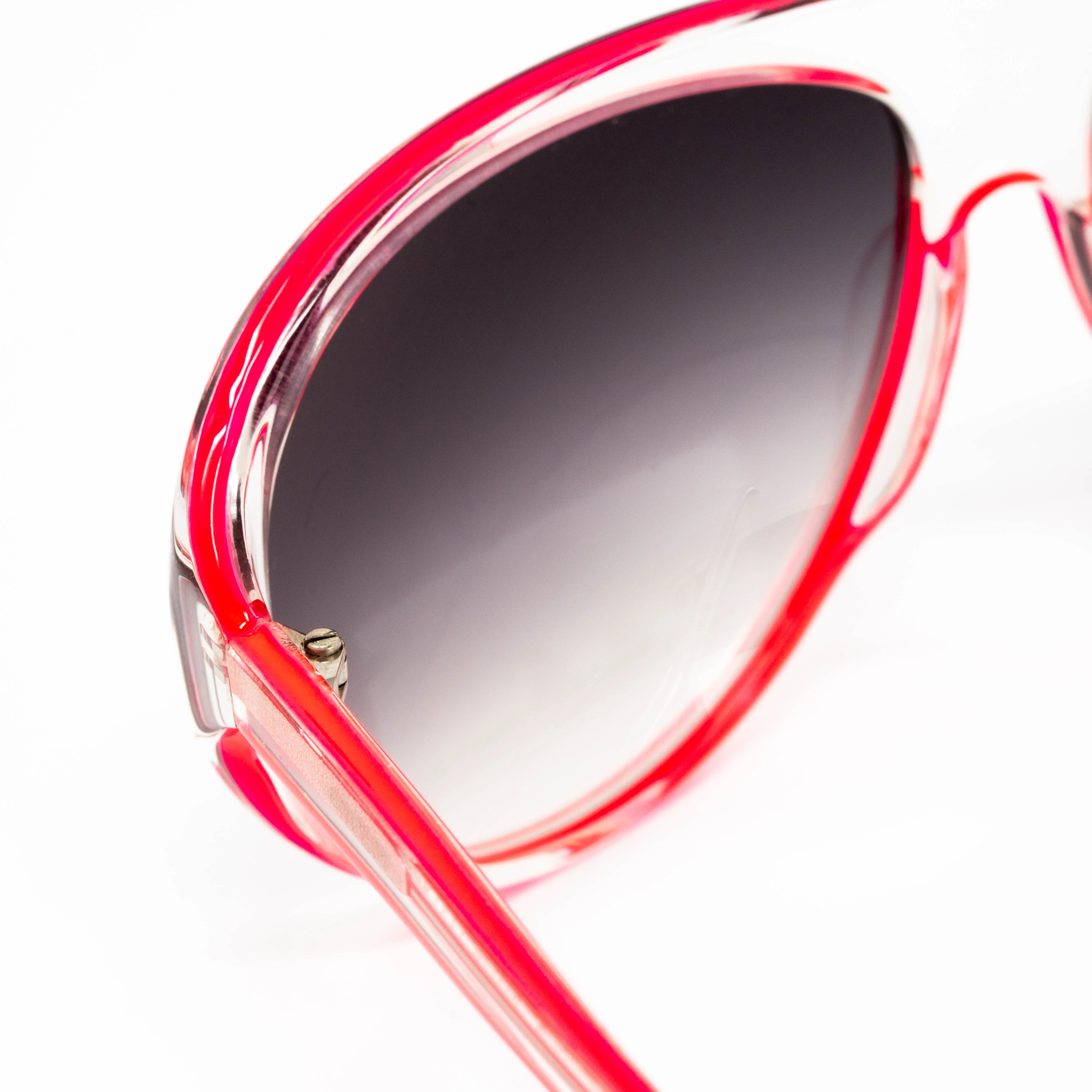 Matthew Williamson x Linda Farrow Red Sunglasses - Image 4
