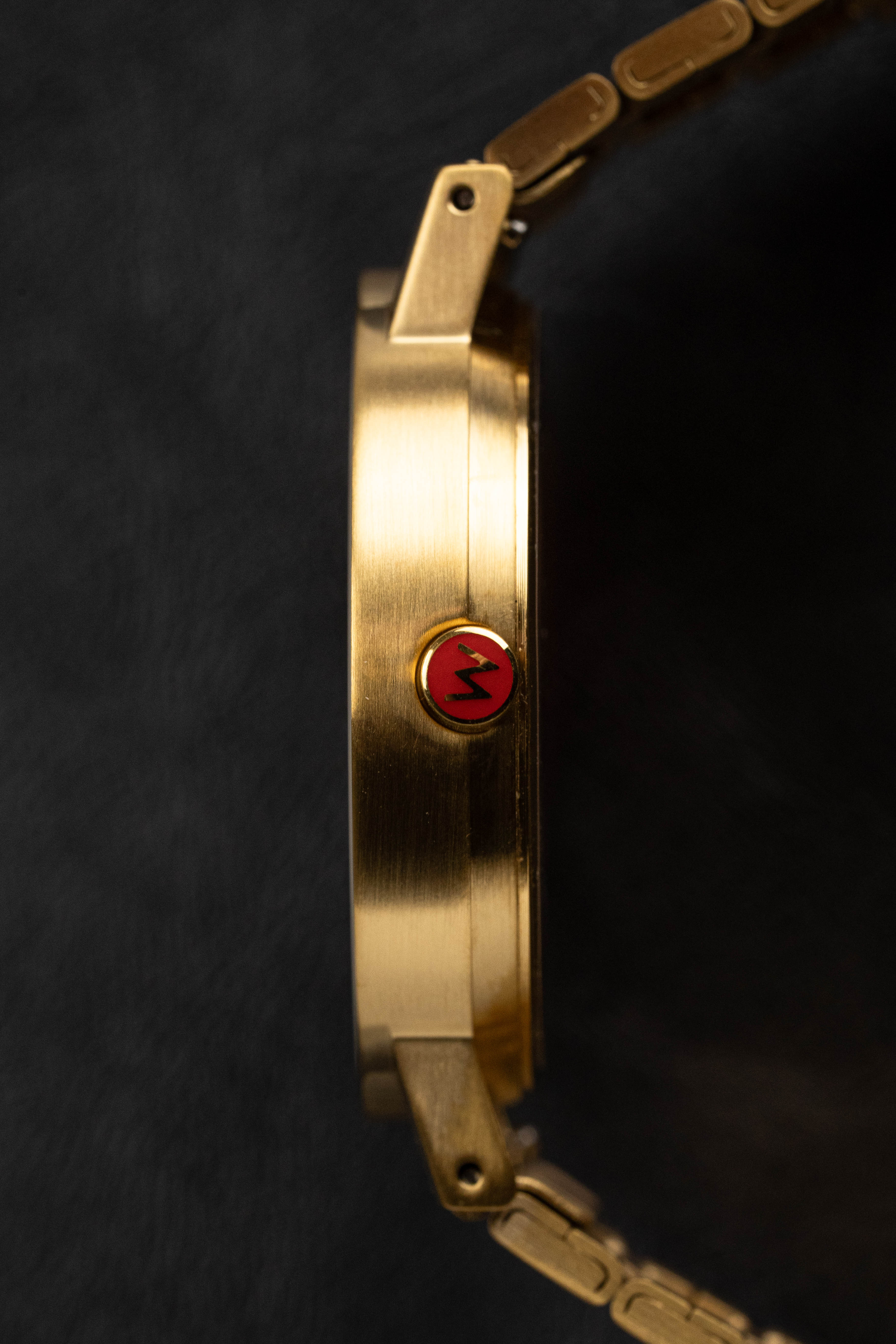 Mondaine Ladies Watch Classic White Gold - Image 6