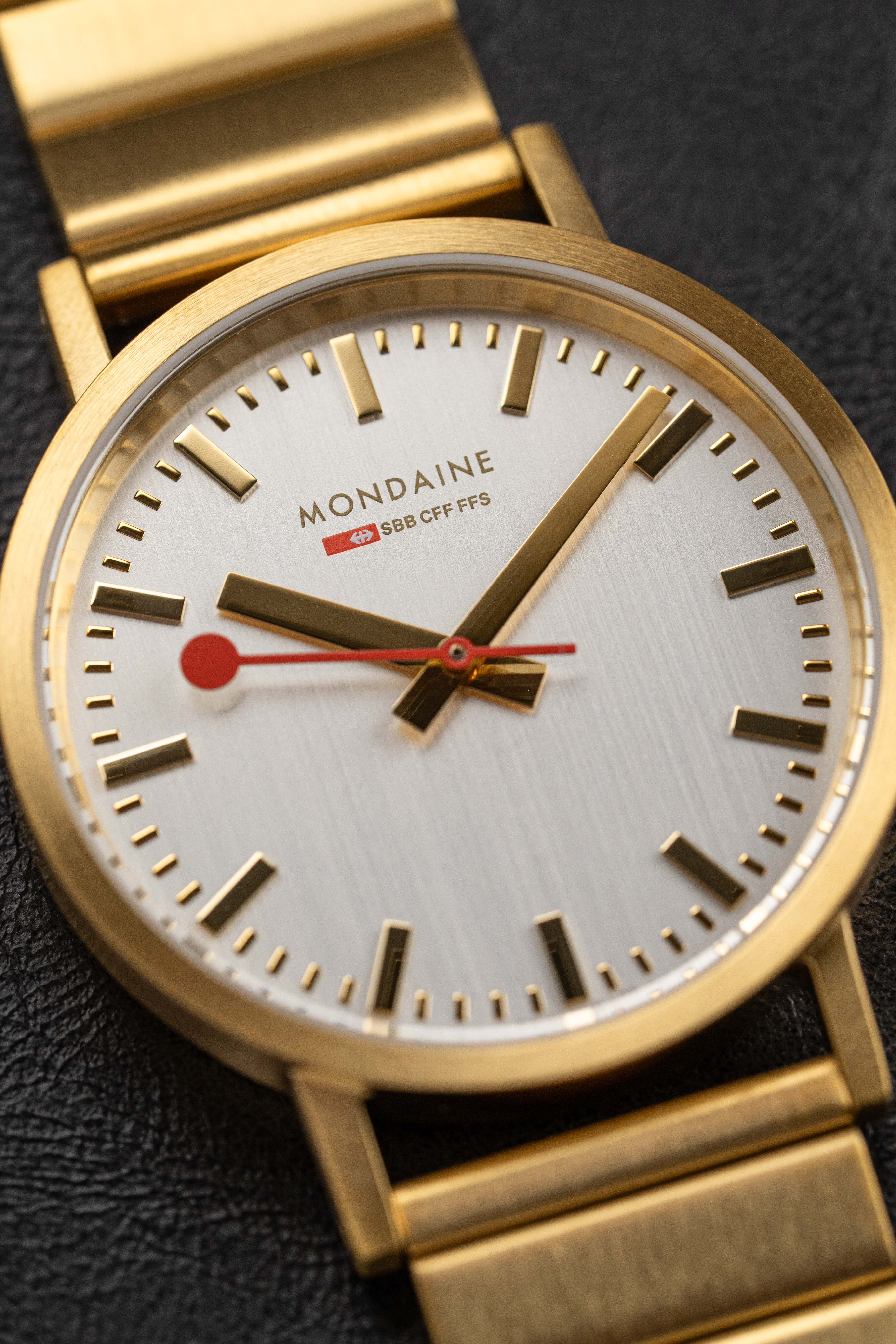 Mondaine Ladies Watch Classic White Gold - Image 8