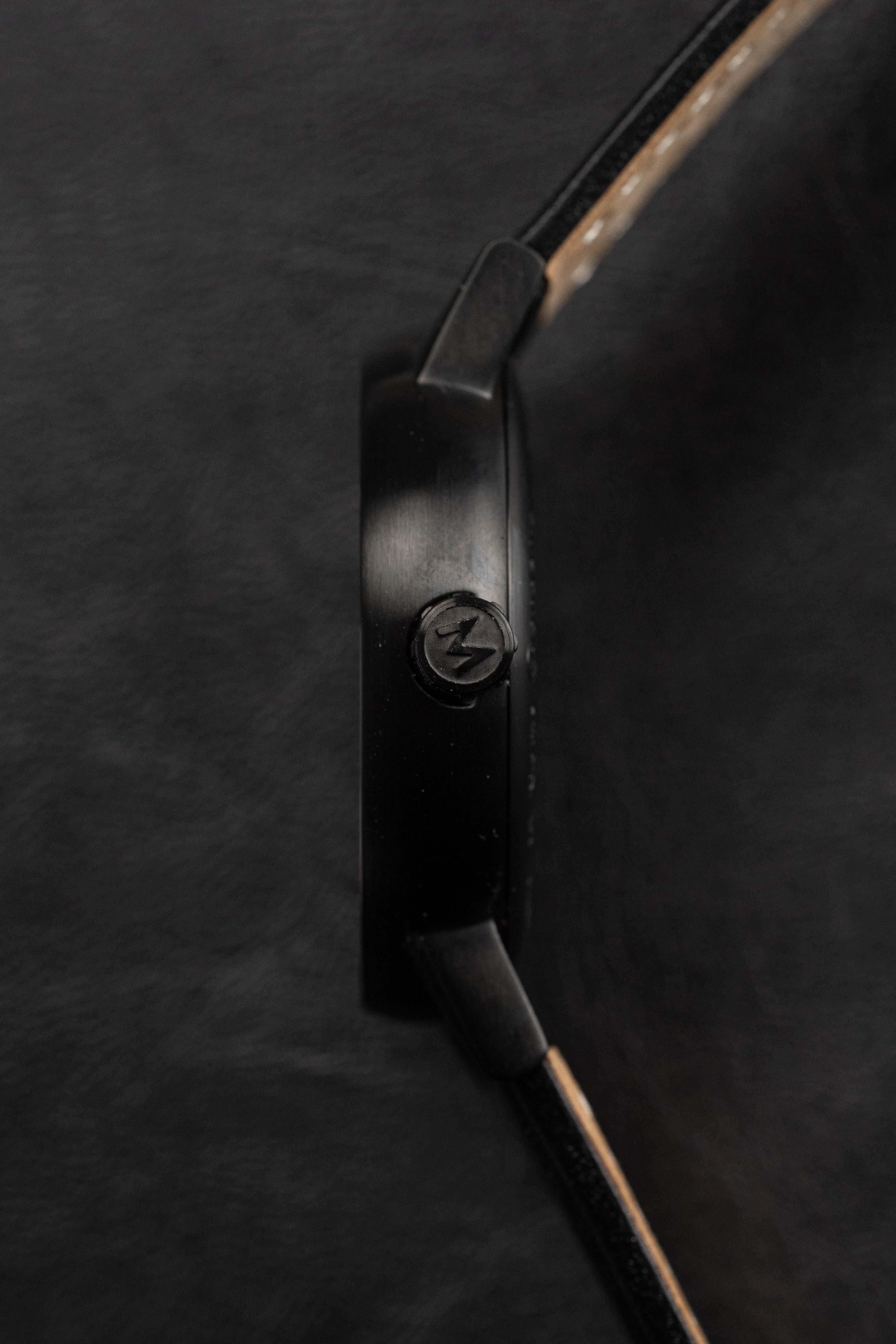 Mondaine Ladies Watch EVO2 Black - Image 6
