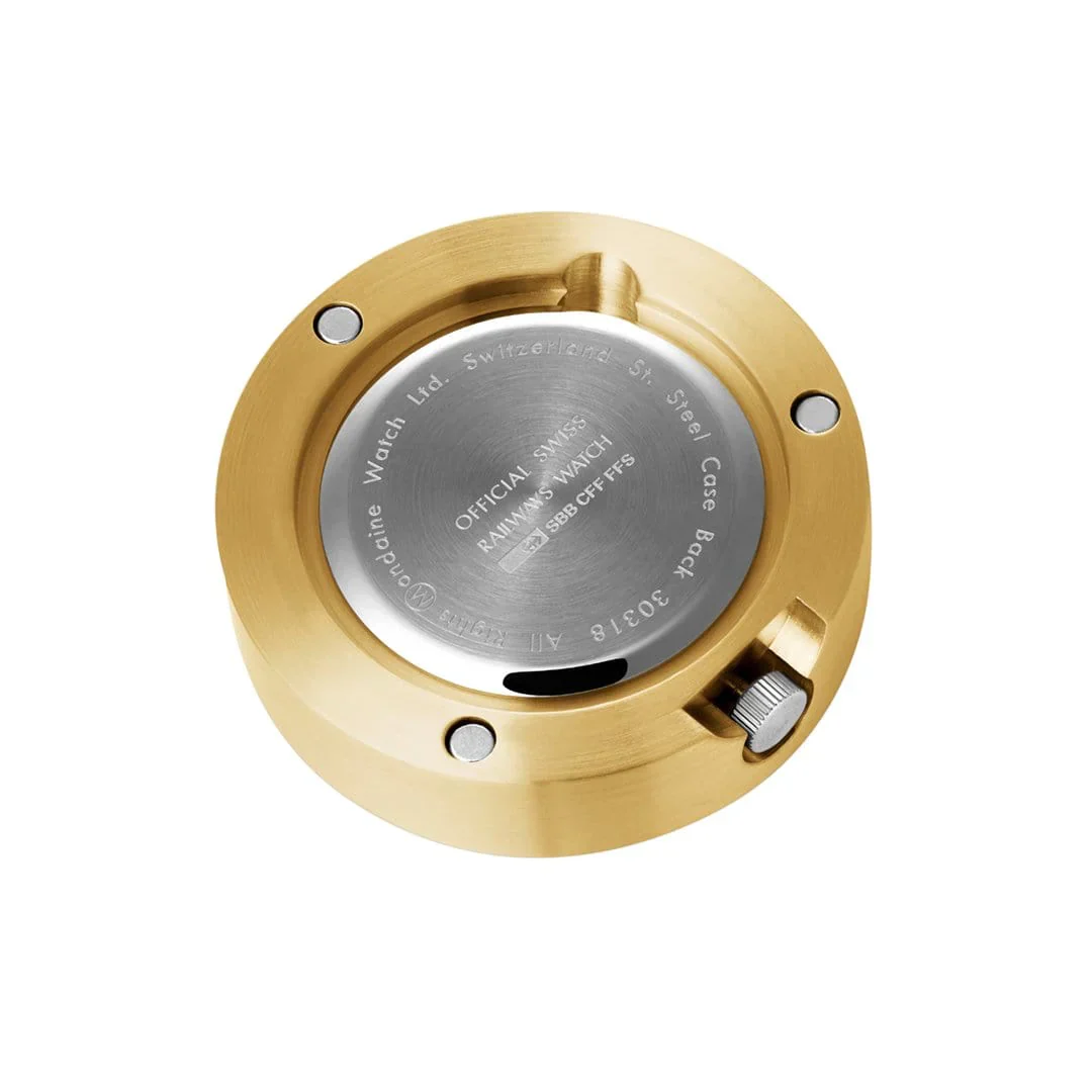 Mondaine Swiss Magnet Classic Clock - Image 4