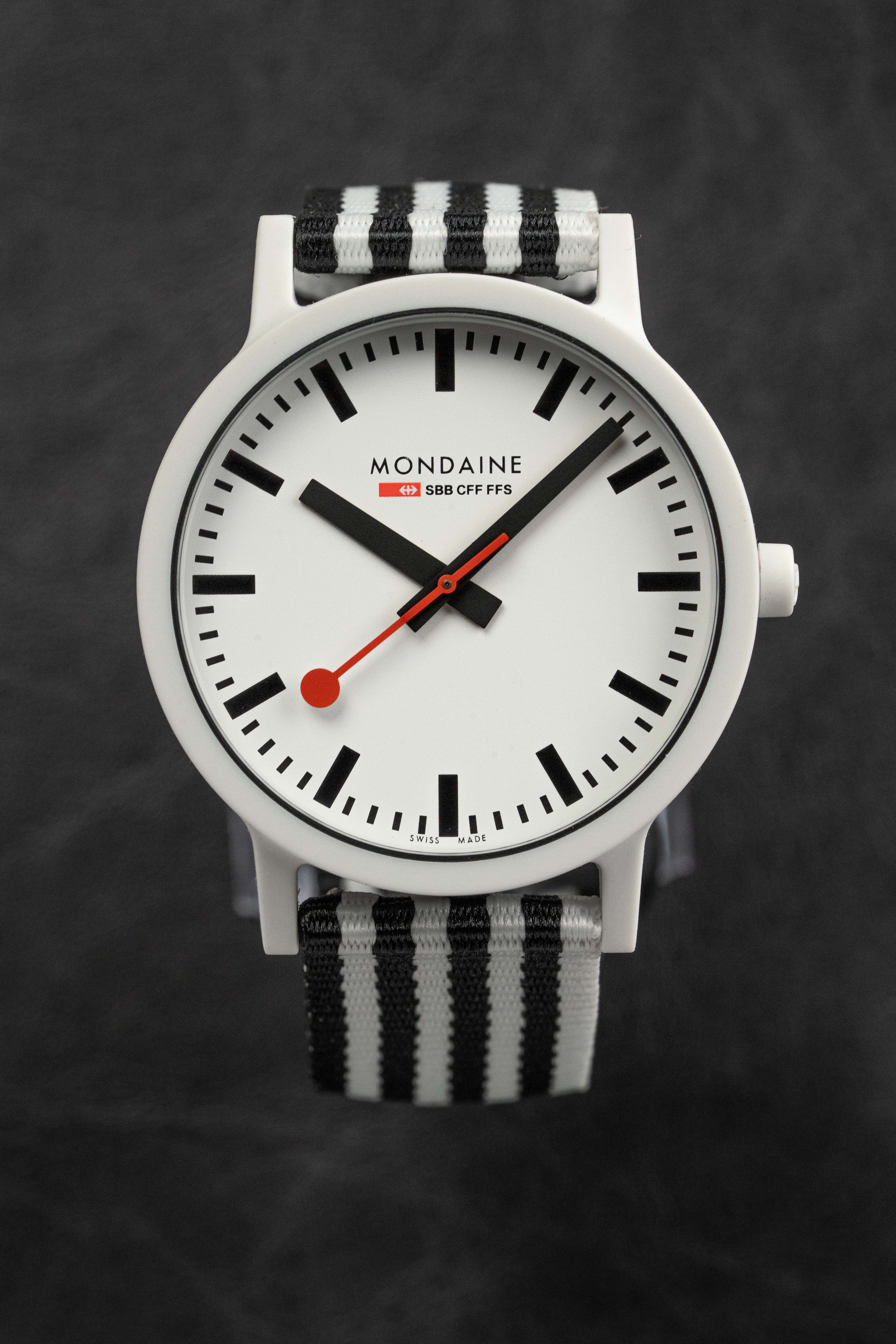 Mondaine Watch Essence Black White - Image 9