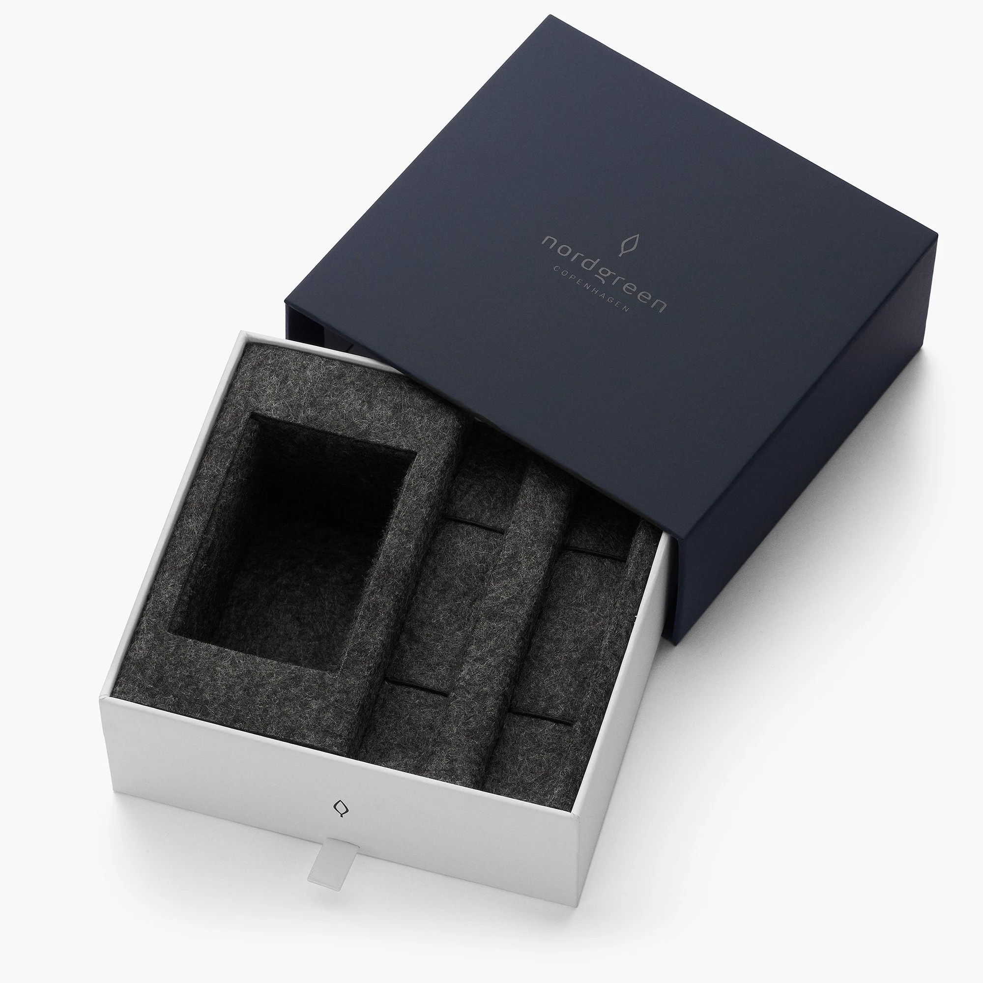 Nordgreen Native Brown Vegan Leather 40mm Silver Case Watch - Image 4