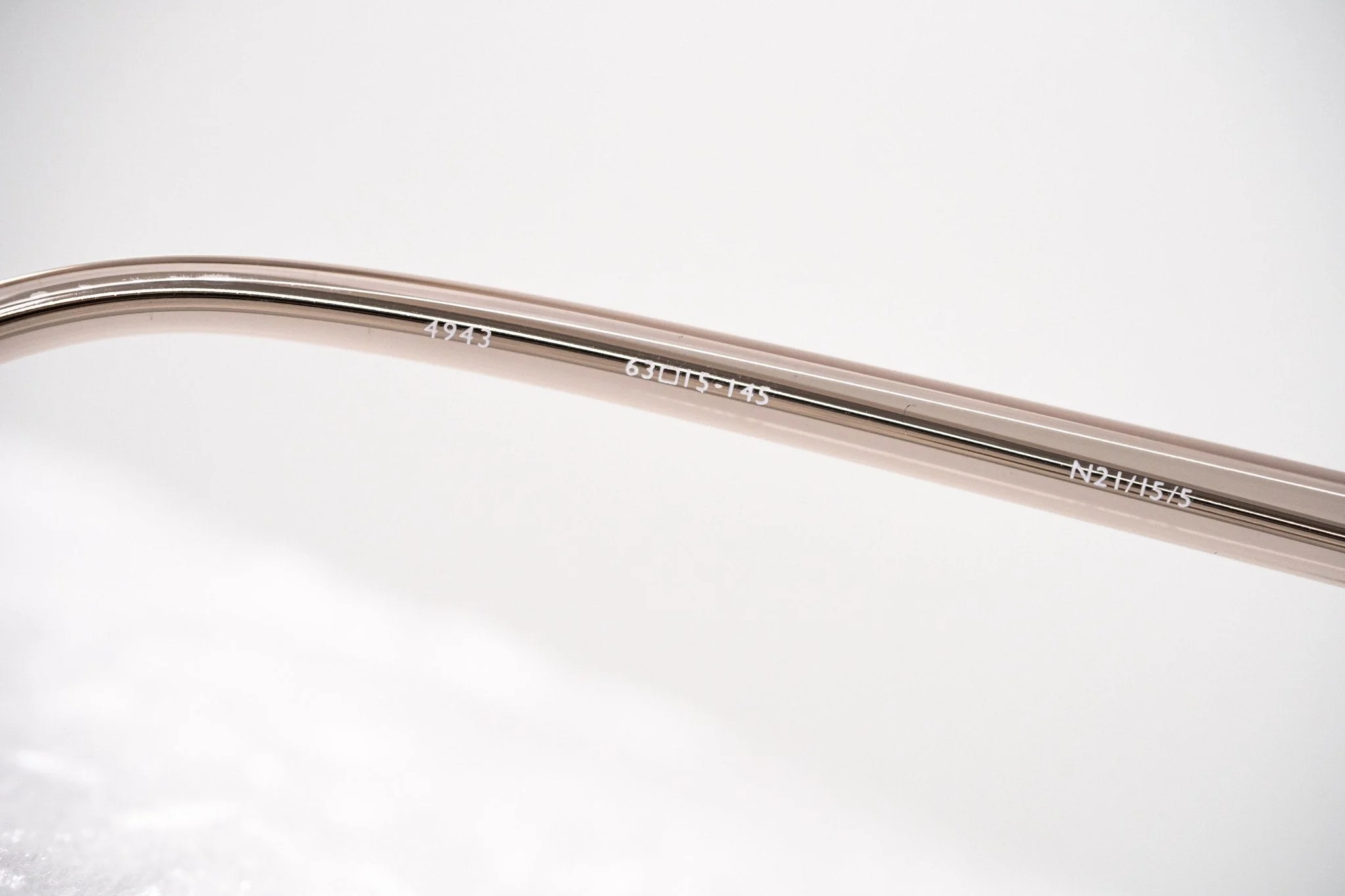 NO 21 Ladies Sunglasses Cat Eye Rose Gold and Peach - Image 13