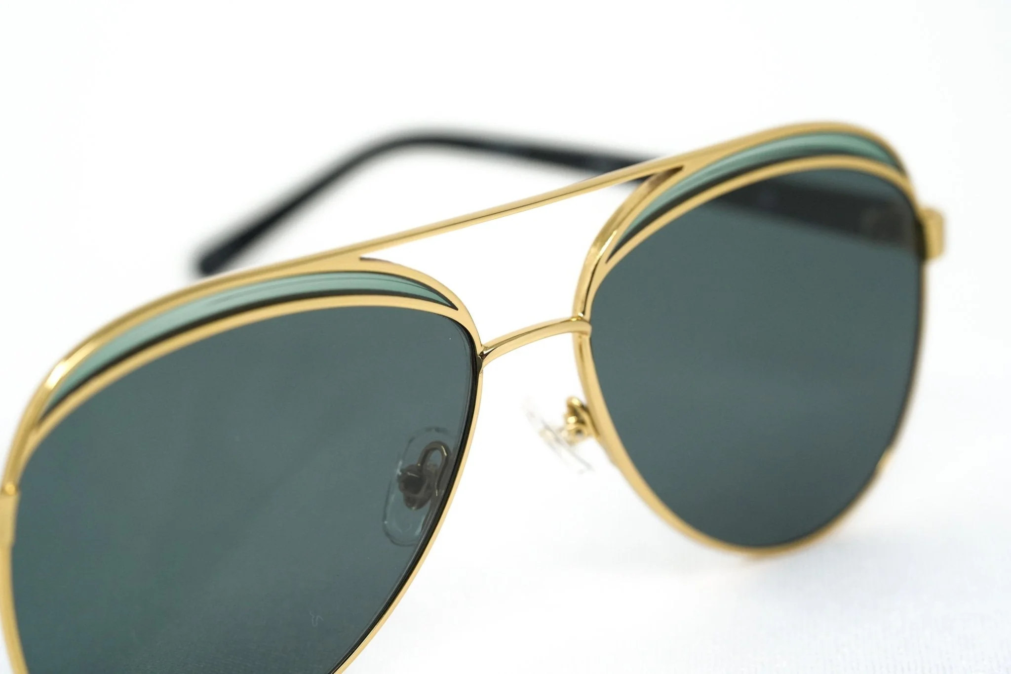 NO 21 Sunglasses Gold and Green - Image 6