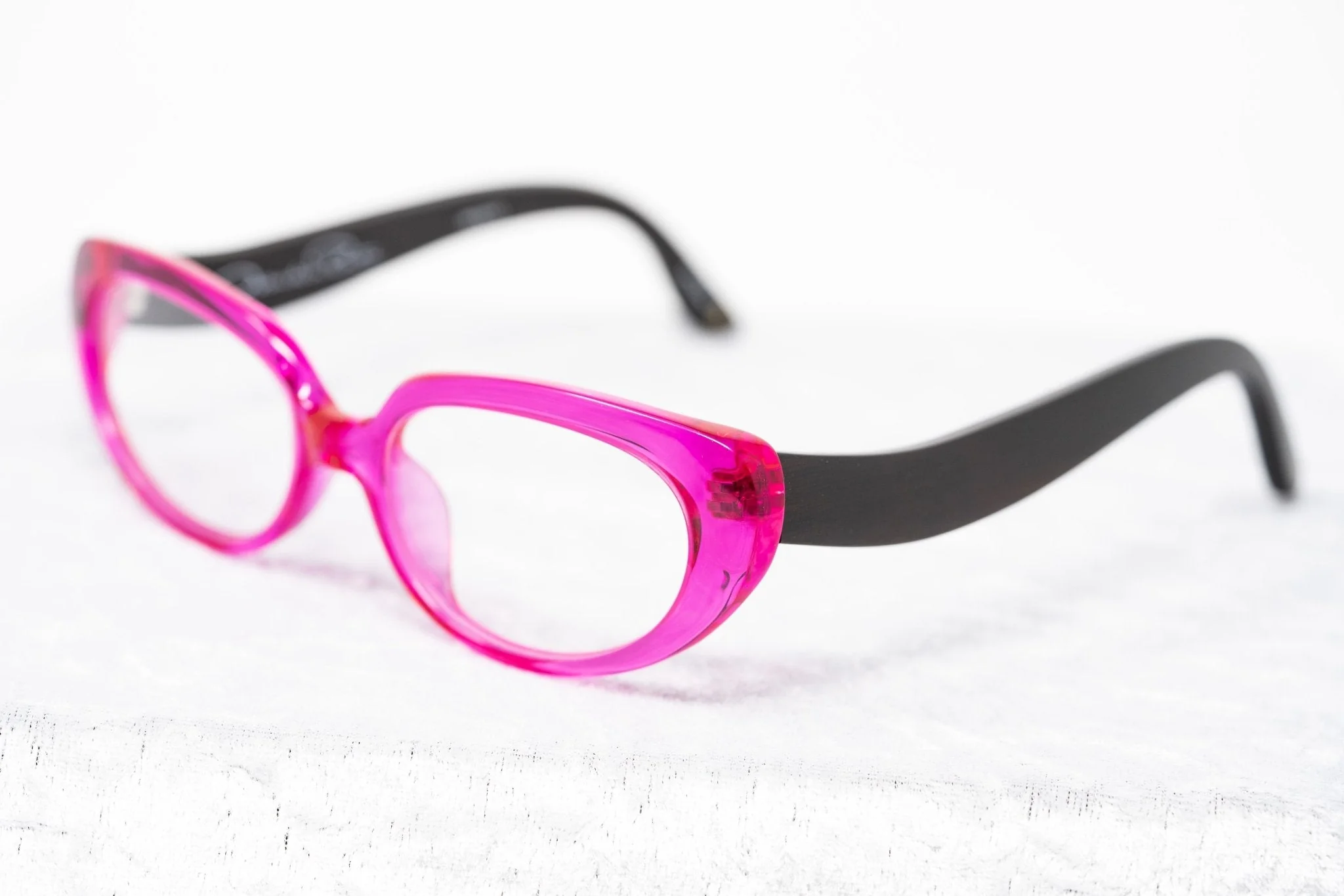 Oscar De La Renta Eyeglasses Cat Eye Pink and Clear - Image 5