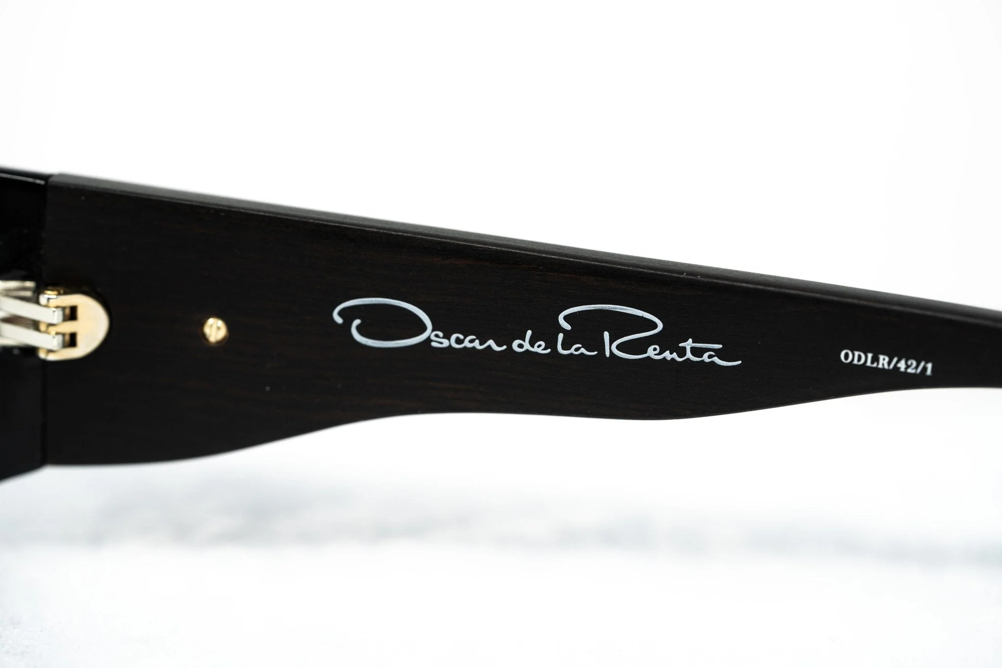 Oscar De La Renta Eyeglasses Rectangle Black and Clear - Image 10