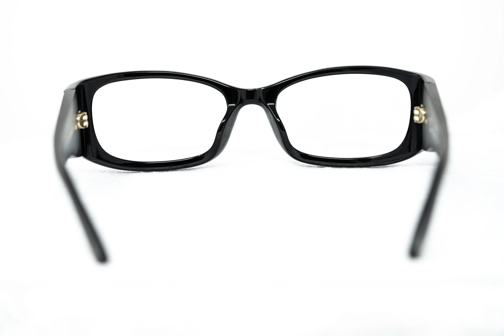 Oscar De La Renta Eyeglasses Rectangle Black and Clear - Image 6