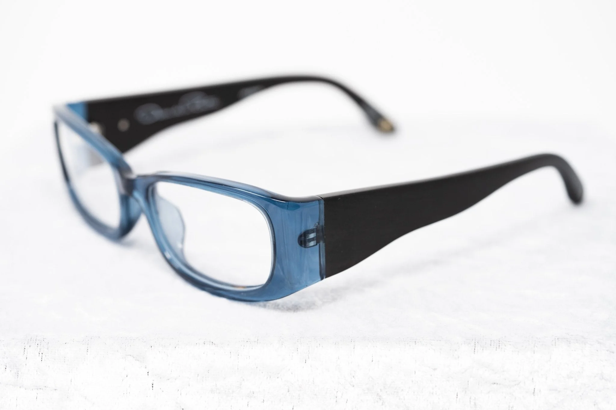 Oscar De La Renta Eyeglasses D-Frame Blue Brown and Clear - Image 5
