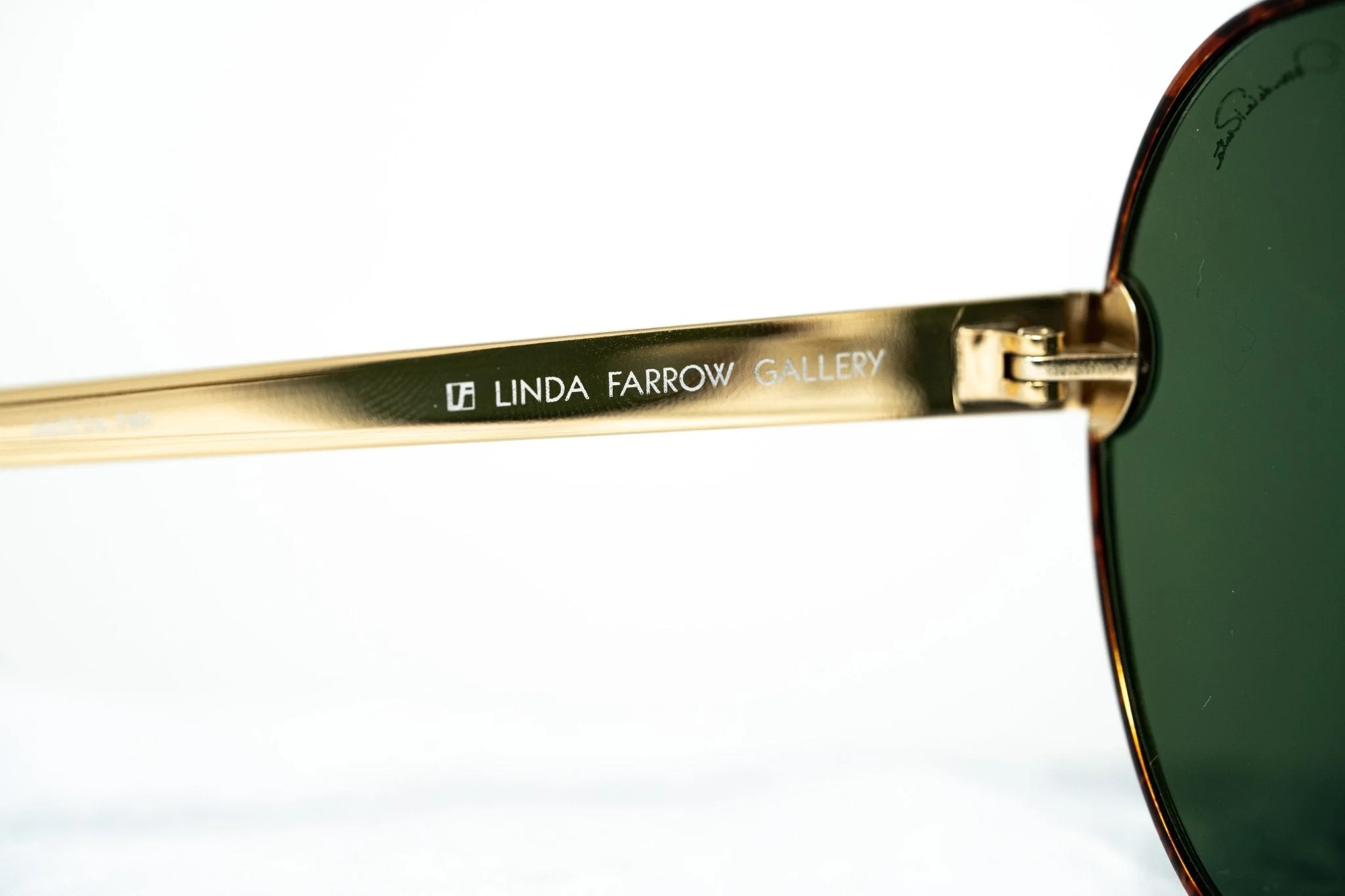 Oscar De La Renta Sunglasses Amber and Green - Image 12