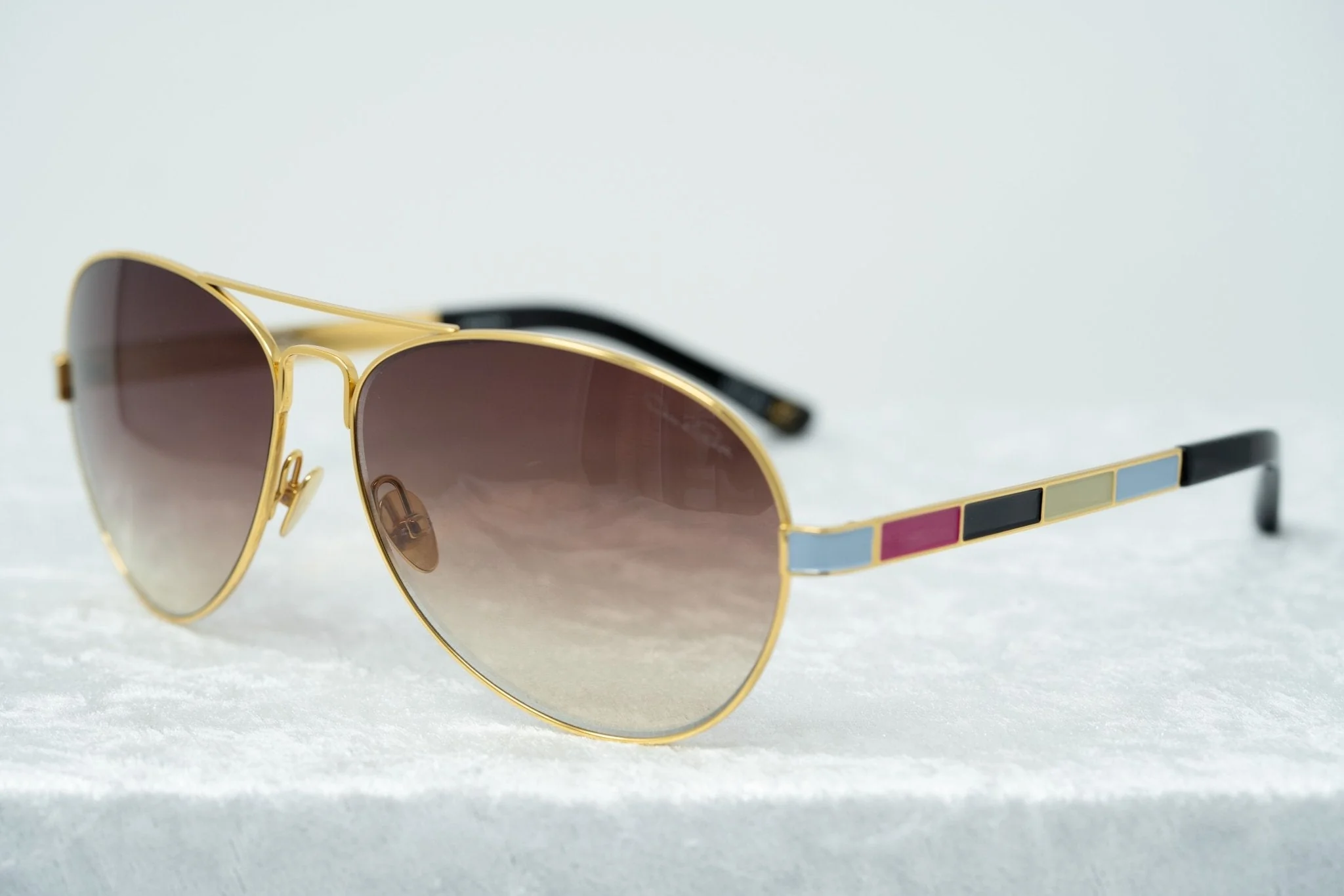 Oscar De La Renta Sunglasses Gold and Brown - Image 5