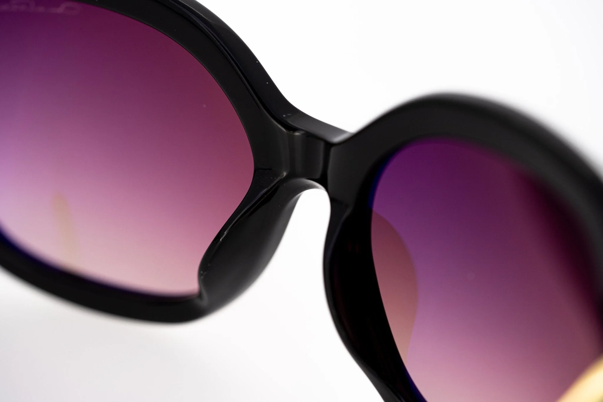 Oscar De La Renta Sunglasses Jackie O Black and Pink - Image 7