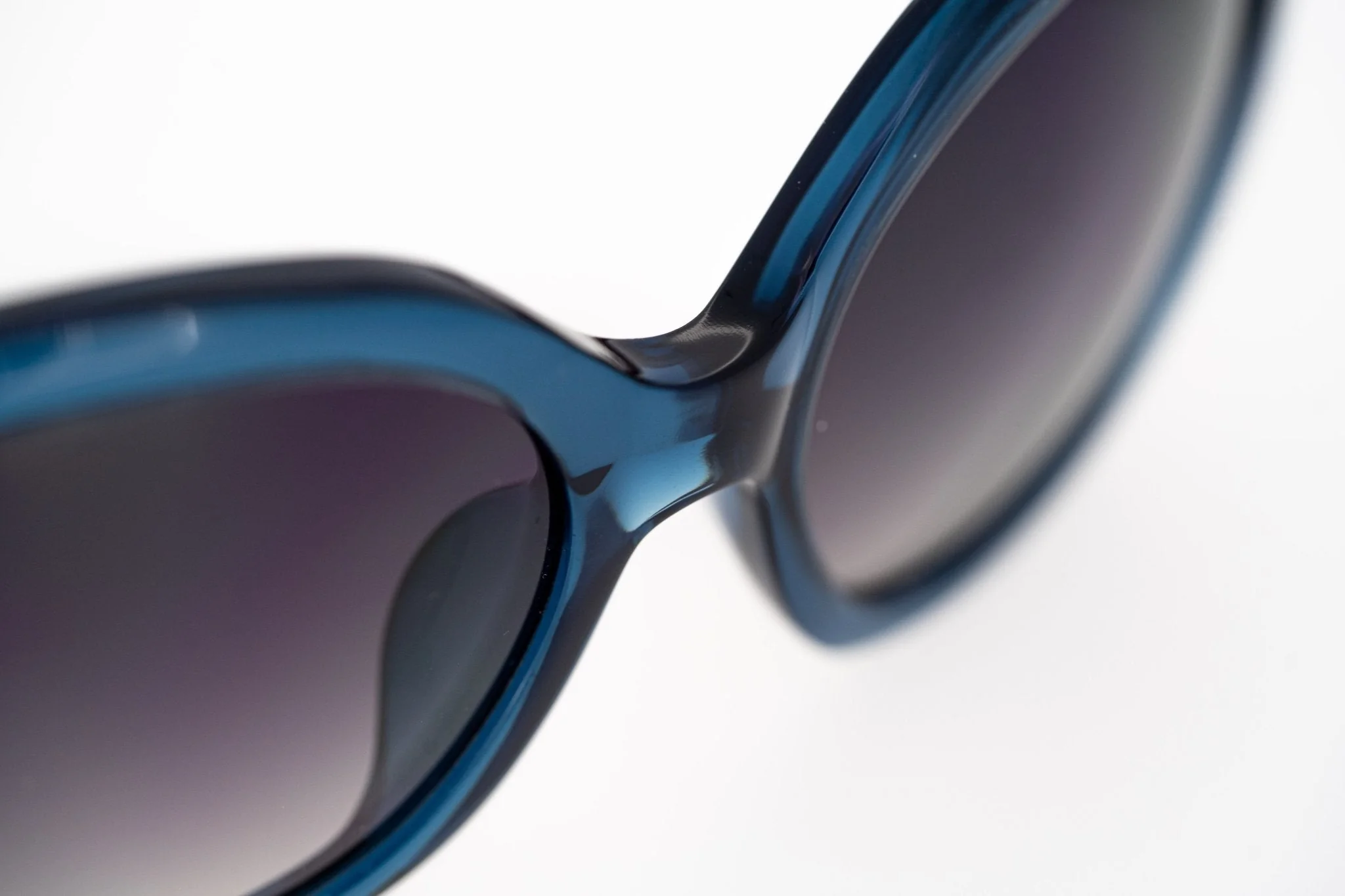 Oscar De La Renta Sunglasses Jackie O Blue and Grey - Image 8