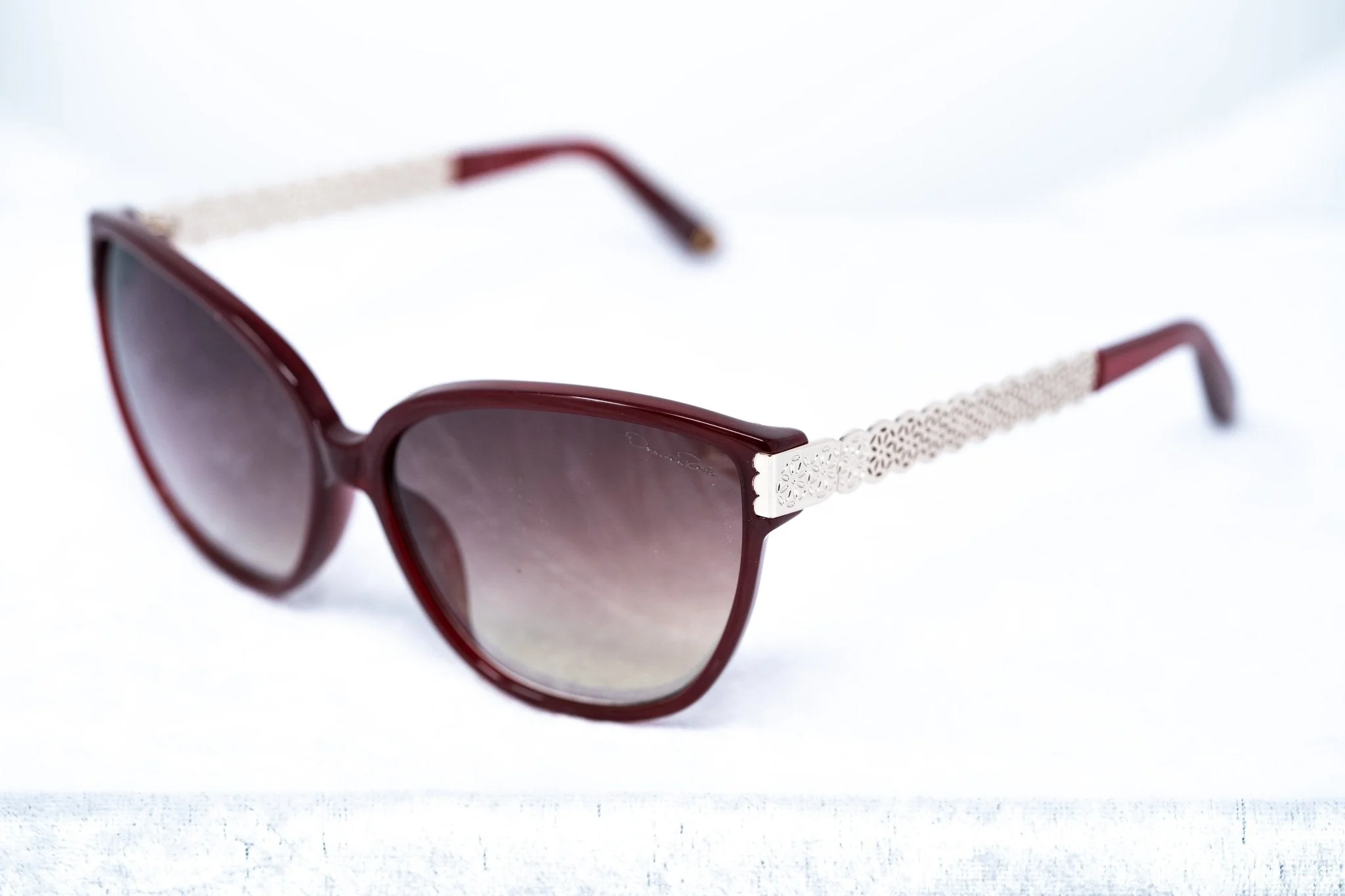 Oscar De La Renta Sunglasses Oval Deep Red and Brown - Image 5