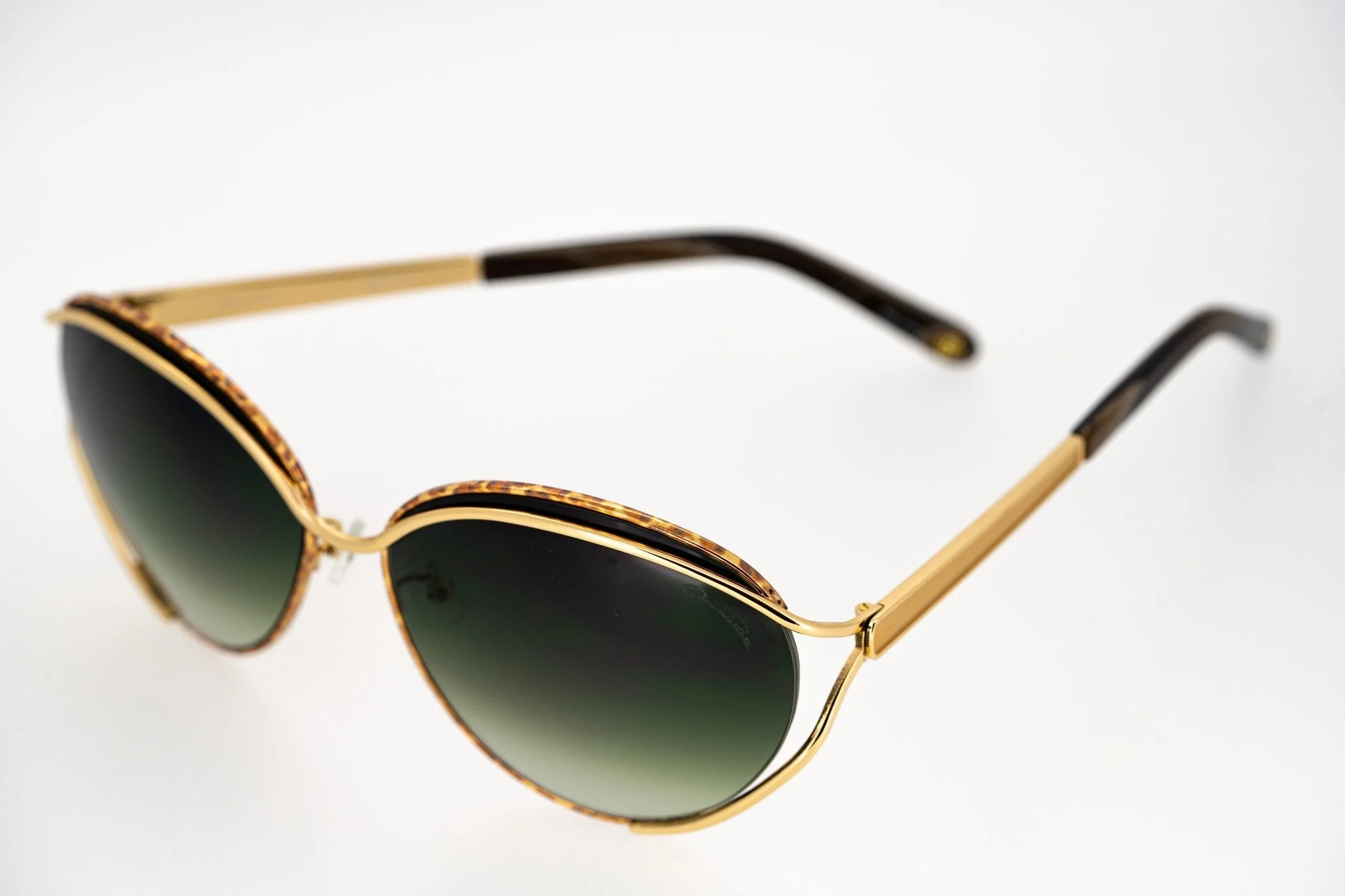 Oscar De La Renta Sunglasses Oval Frame Gold and Green - Image 5