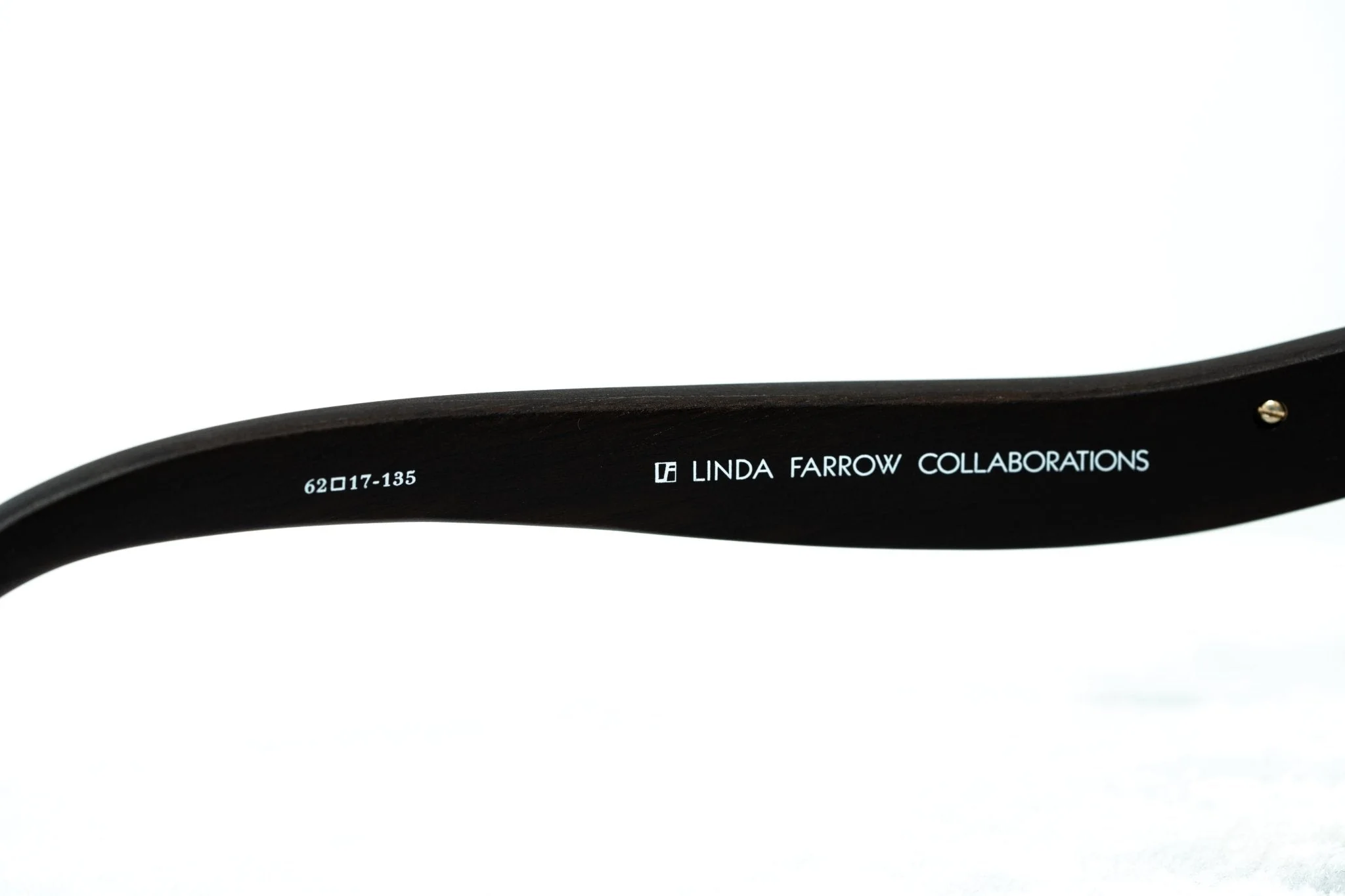 Oscar De La Renta Sunglasses Oval Tortoise and Dark Grey - Image 12