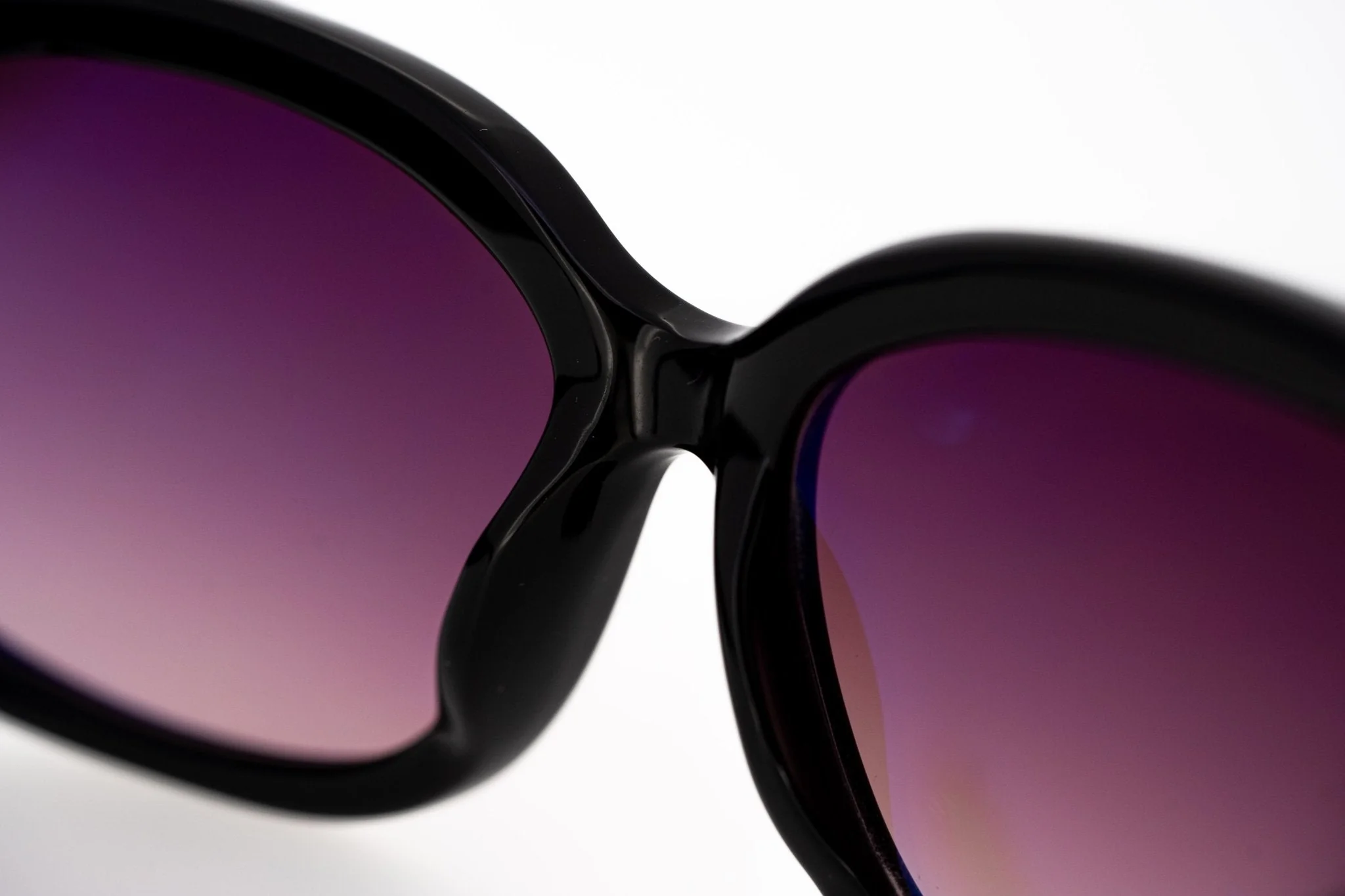 Oscar De La Renta Ladies Sunglasses Oversized Black and Burgundy - Image 7
