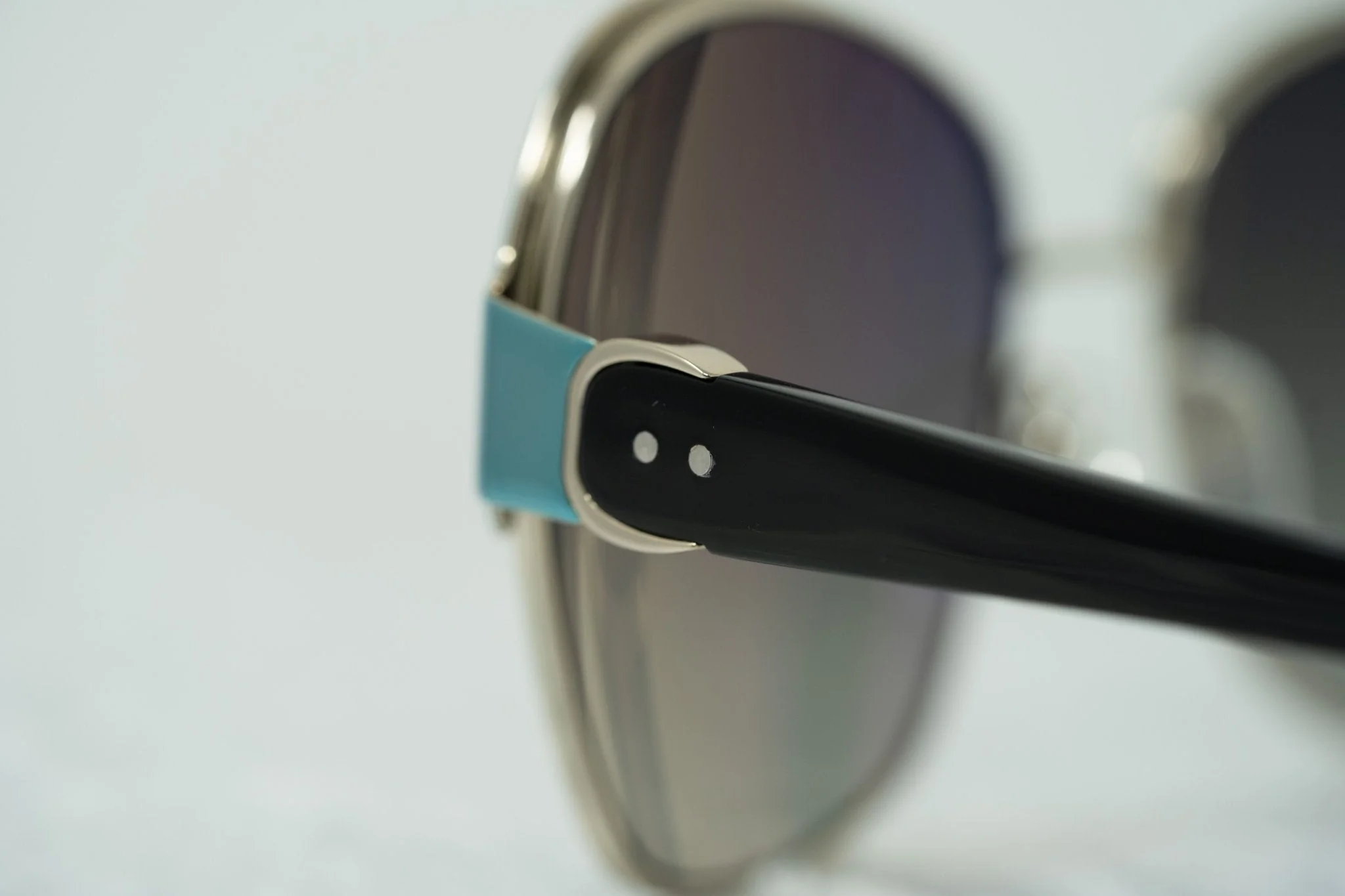 Oscar De La Renta Sunglasses Oversized Aquamarine Enamel and Grey - Image 8