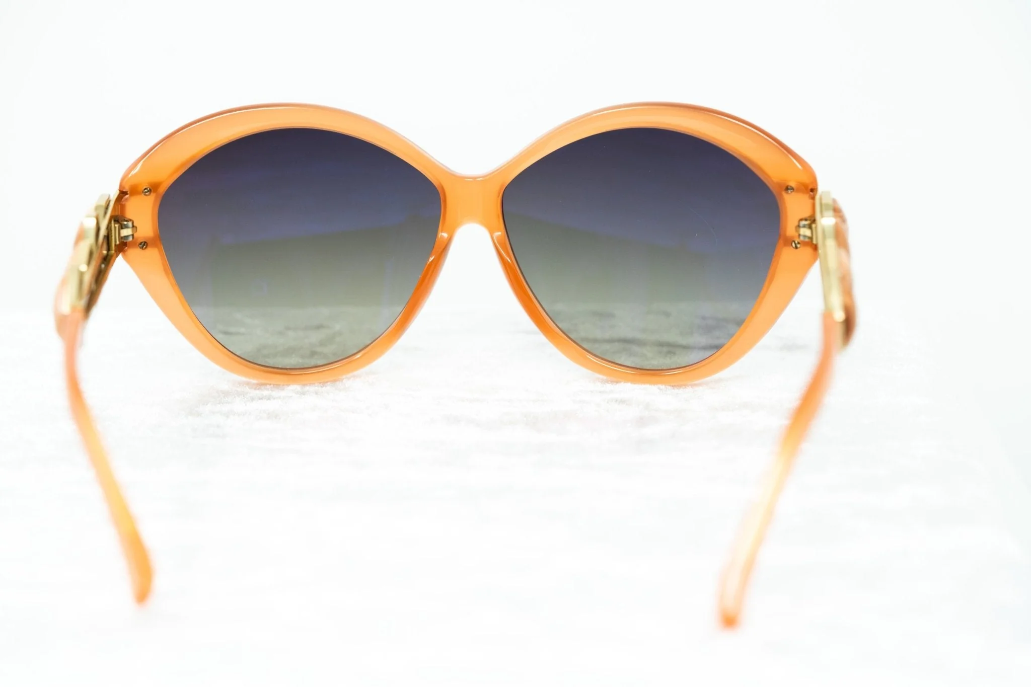 Oscar De La Renta Sunglasses Oversized Orange - Image 6