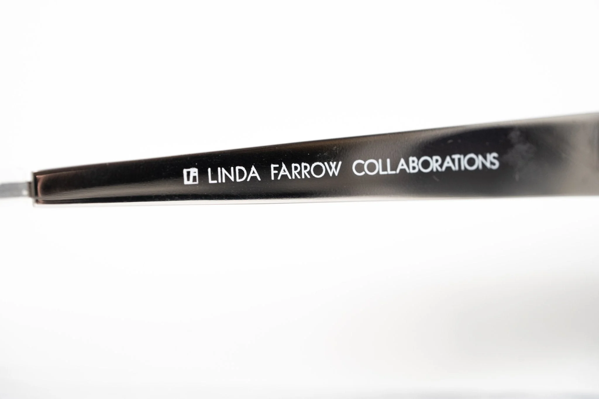 Oscar De La Renta Sunglasses Round Ivory and Grey - Image 12