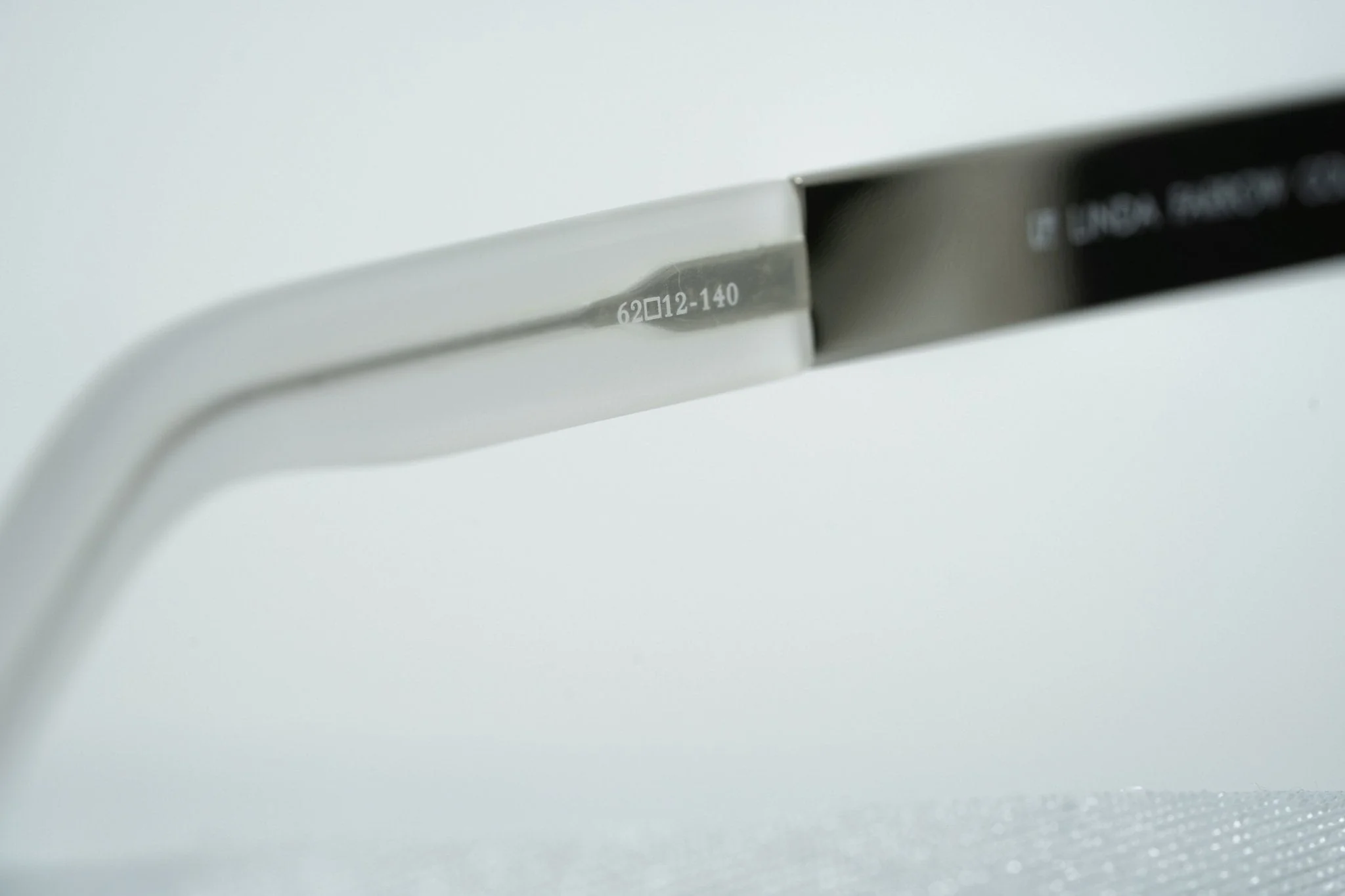 Oscar De La Renta Sunglasses Oversized Clear and Green - Image 14